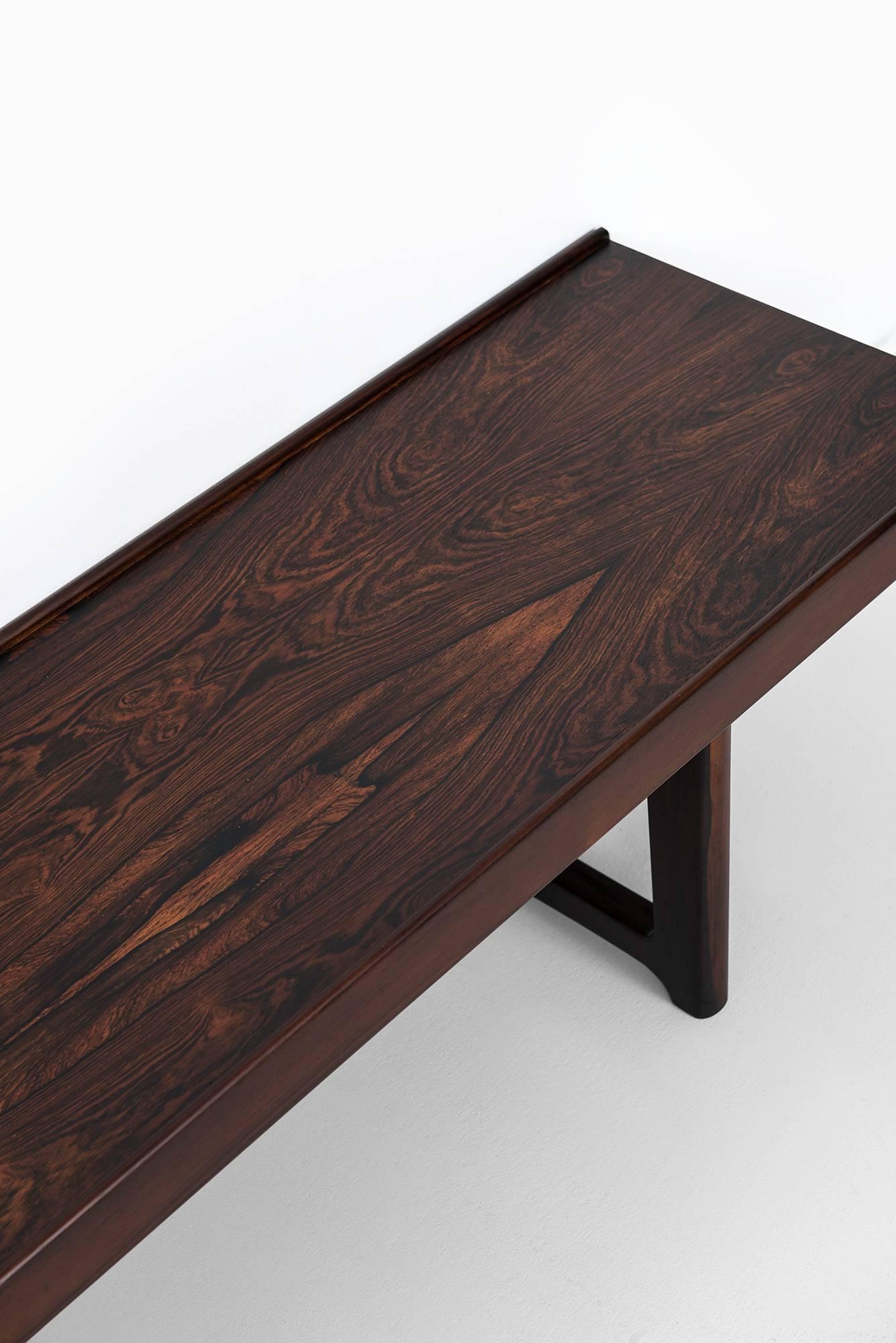 Scandinave moderne Banc ou table d'appoint Torbjrn Afdal produit par Bruksbo en Norvège en vente