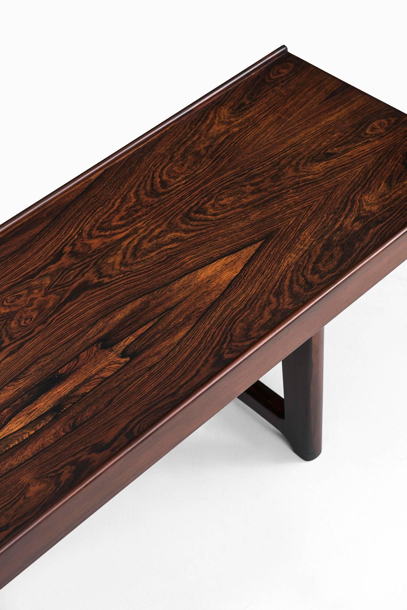 Banc ou table d'appoint Torbjørn Afdal Produit par Bruksbo en Norvège en vente 1