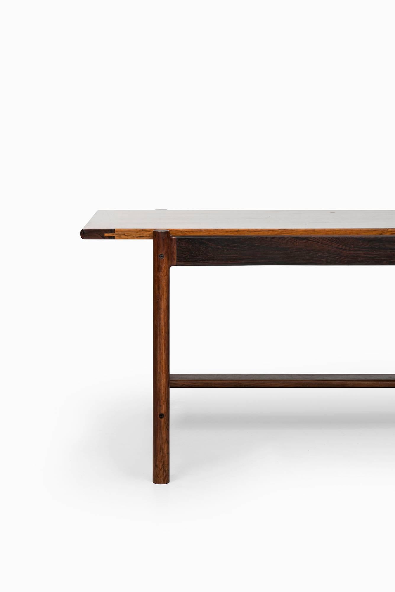 Scandinavian Modern Torbjørn Afdal Coffee Table Model Sari Produced by Bruksbo in Norway