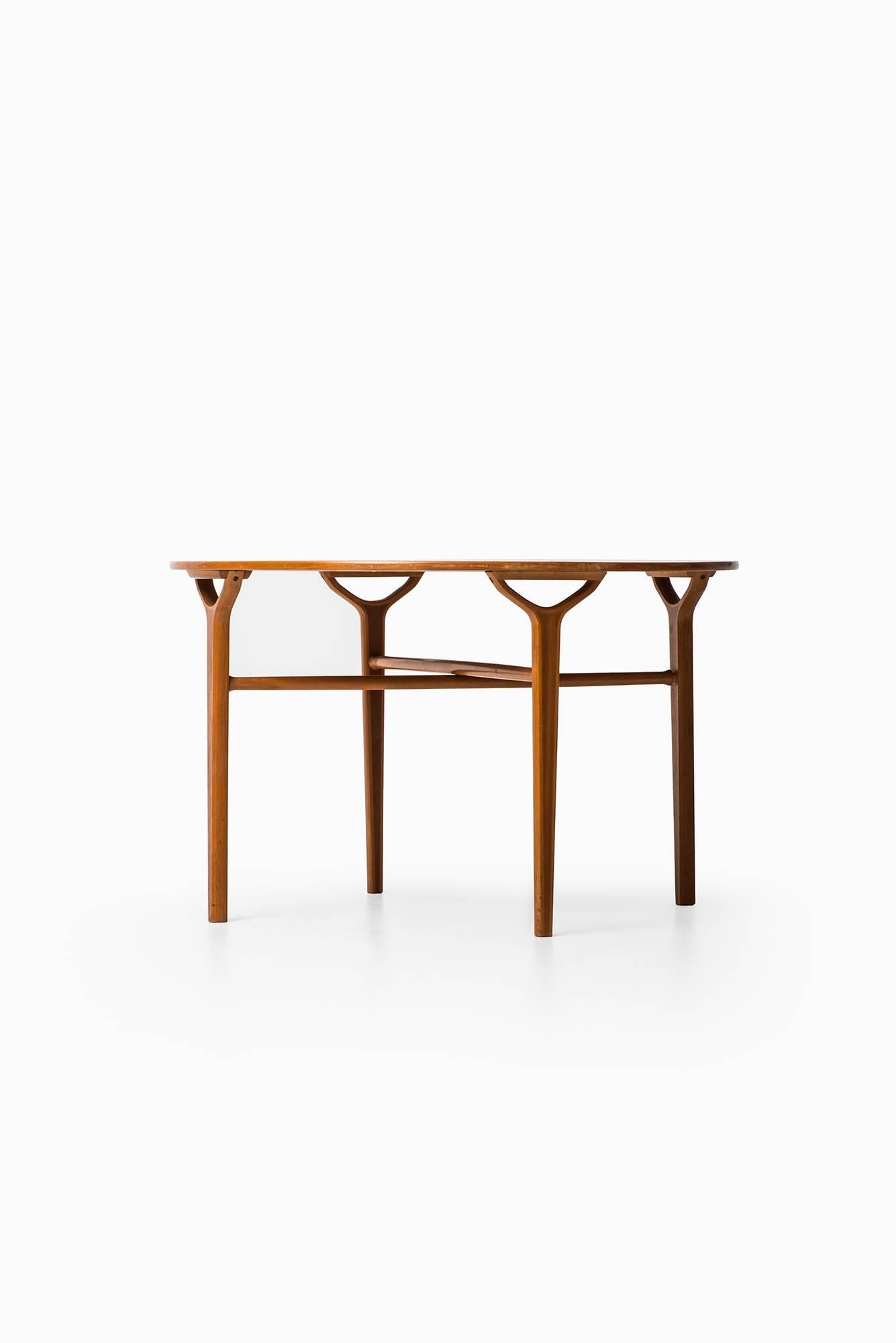 Scandinave moderne Table basse Peter Hvidt & Orla Mølgaard-Nielsen de Fritz Hansen au Danemark en vente