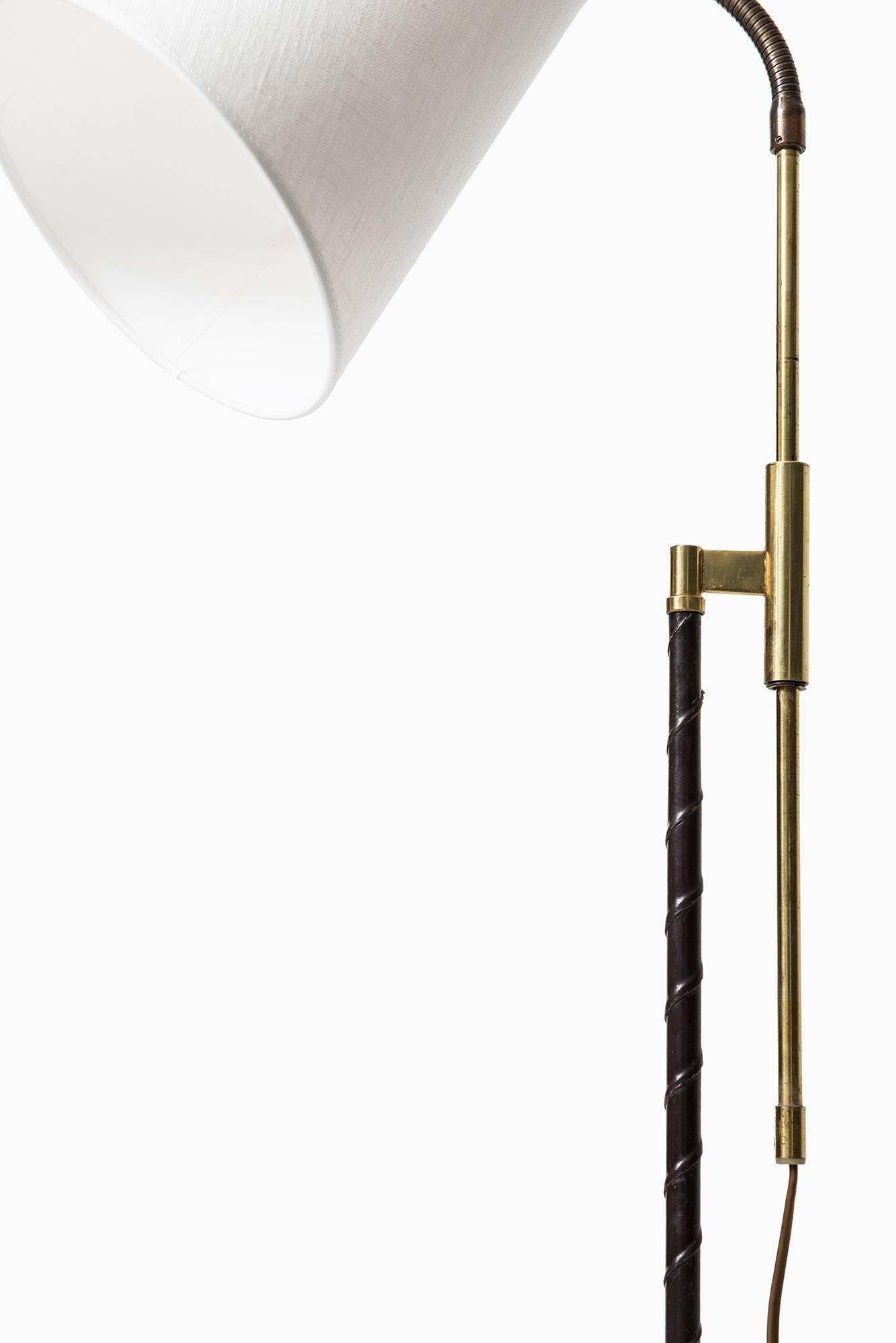 Mid-20th Century Height Adjustable Floor Lamp Produced by Falkenbergs Belysnings in Sweden