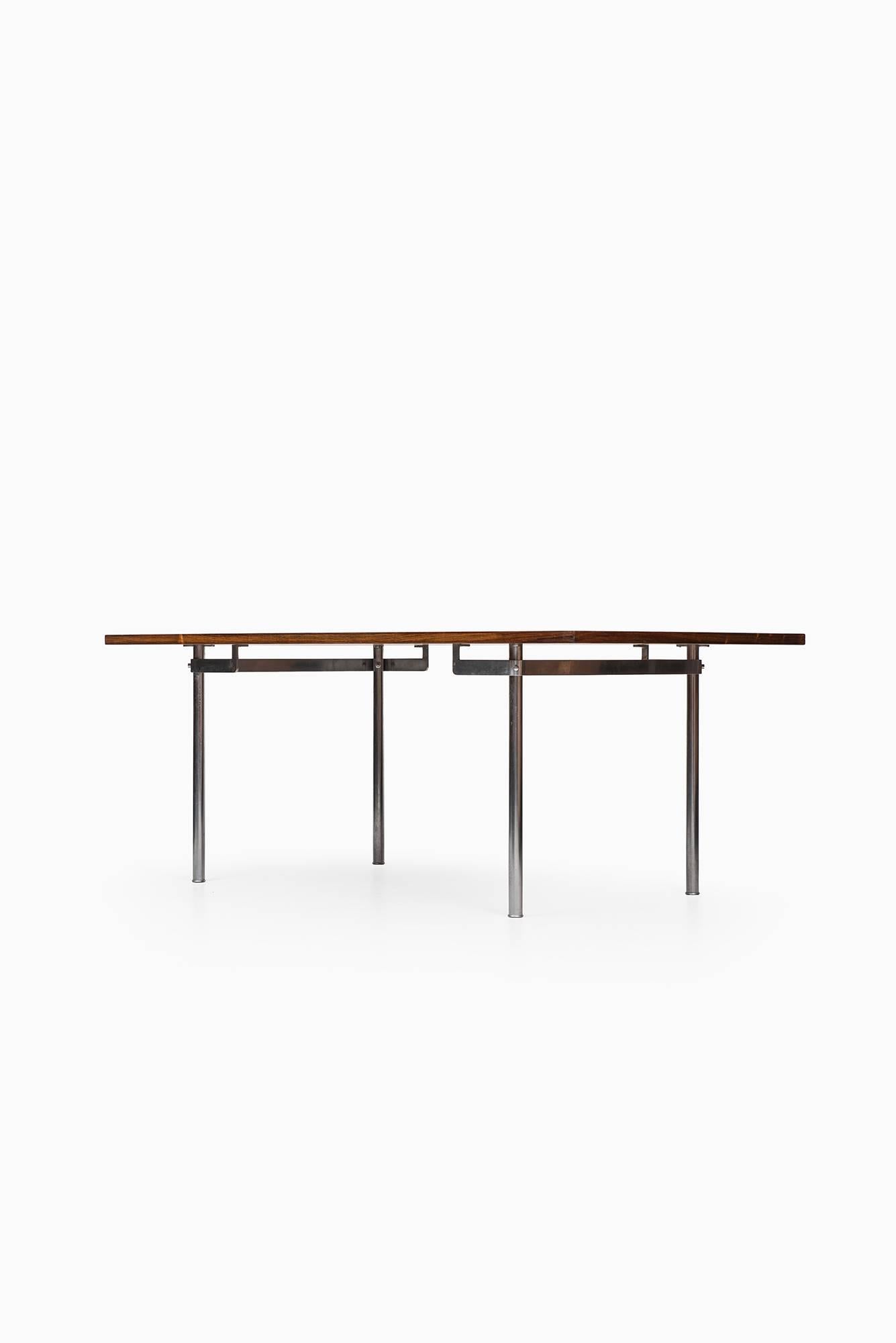 Danois Table de salle à manger Hans Wegner modèle AT-318 par Andreas Tuck au Danemark en vente
