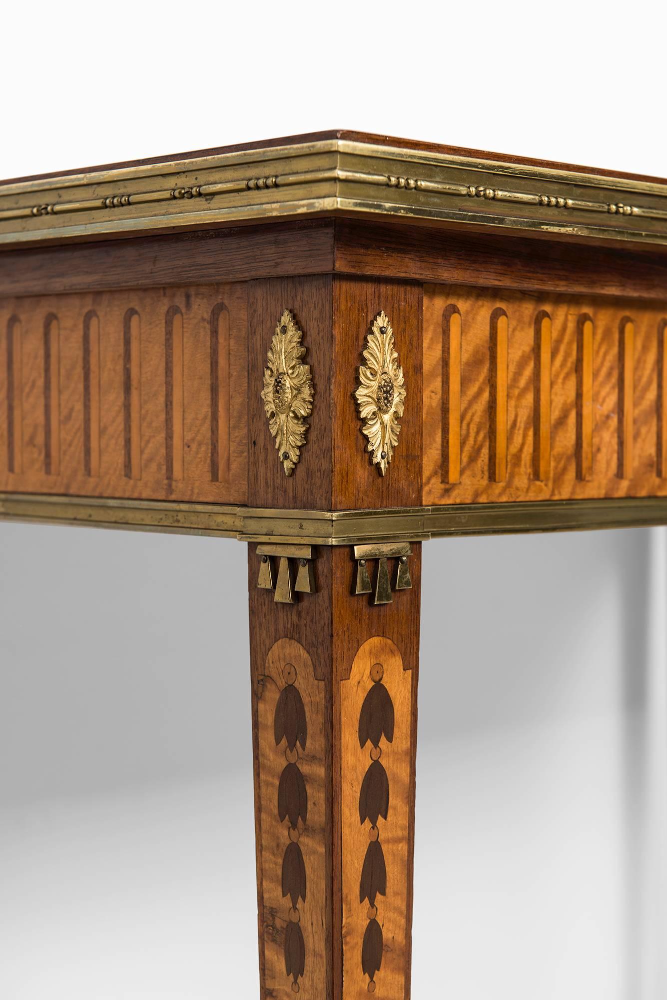 Brass Gustavian Console Table in Mahogany by Nordiska Kompaniet in Sweden