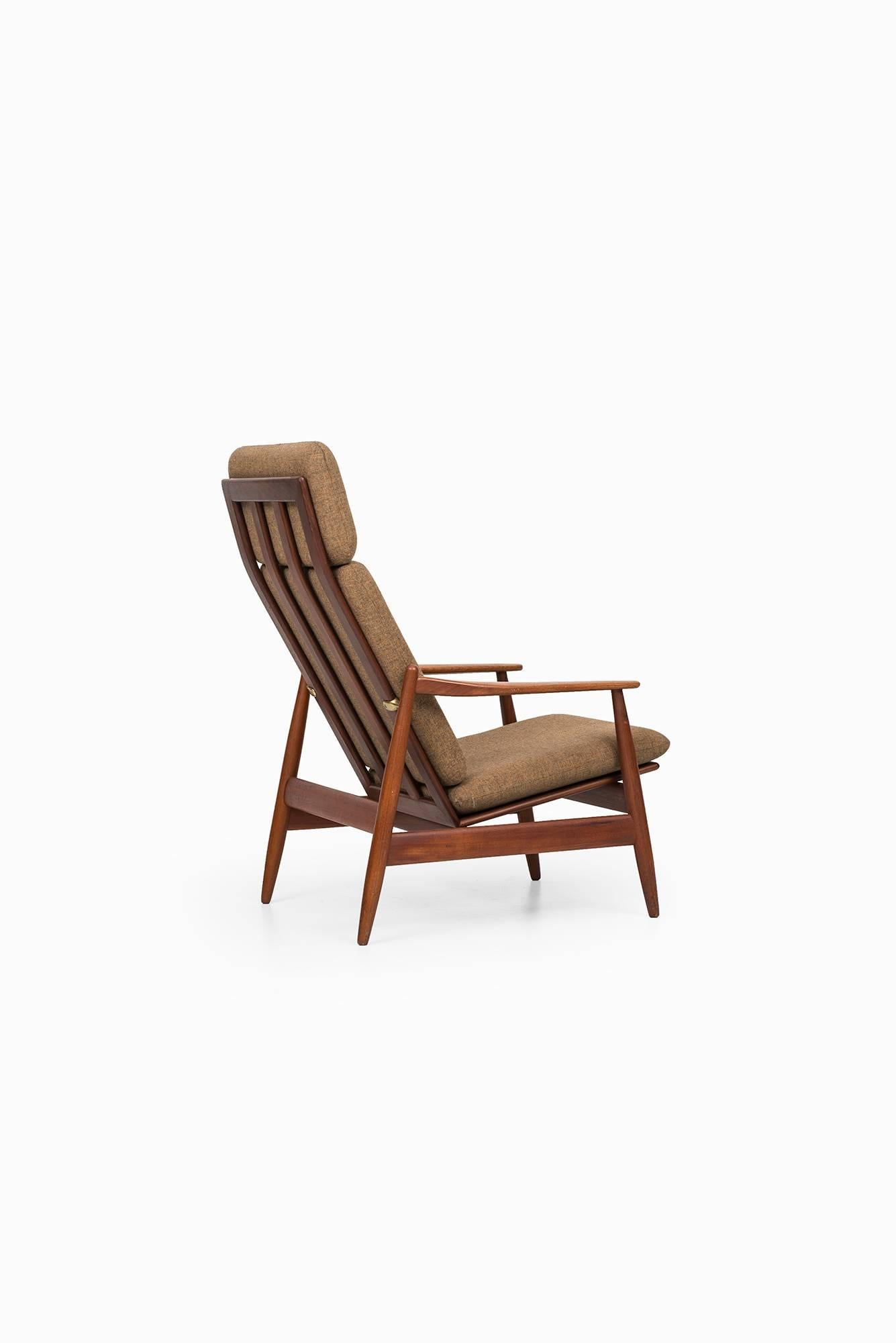 Rare easy chair model 340 designed by Poul Volther. Produced by Frem Røjle in Denmark.