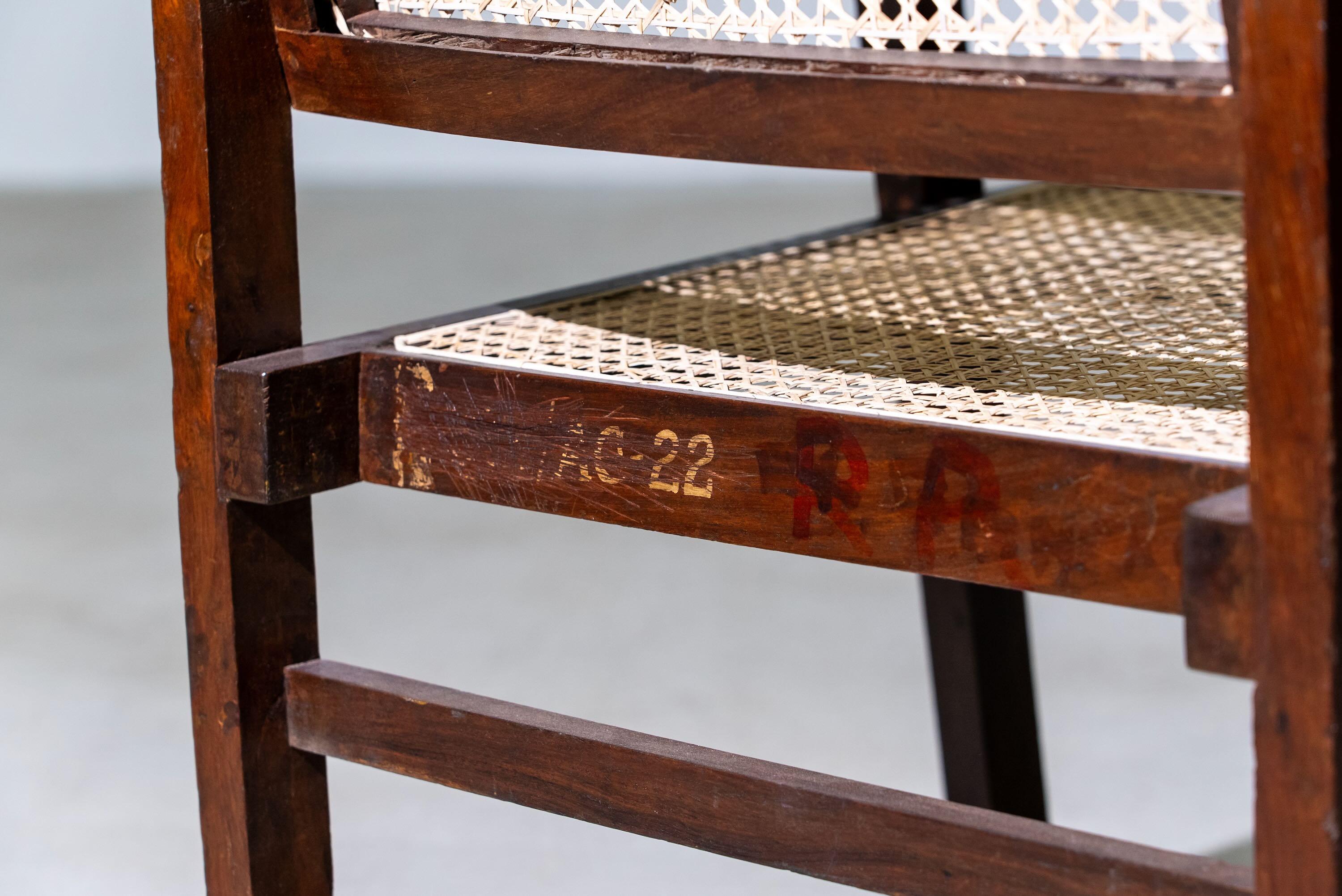 Tissé à la main Chaise Box à piétement en D de Pierre Jeanneret, vers 1960 en vente