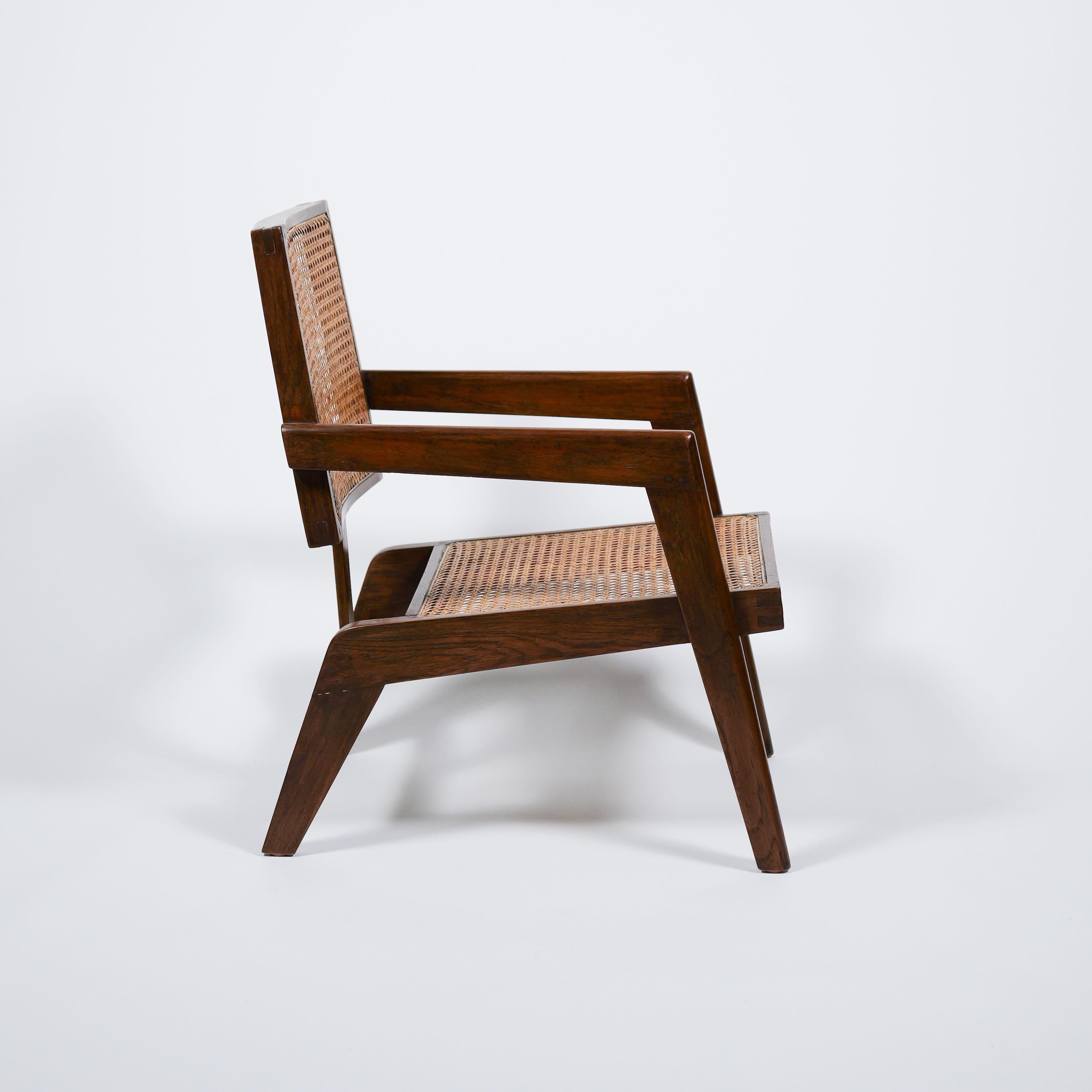 Tissé à la main Fauteuil Bridge de Pierre Jeanneret, vers 1960 en vente