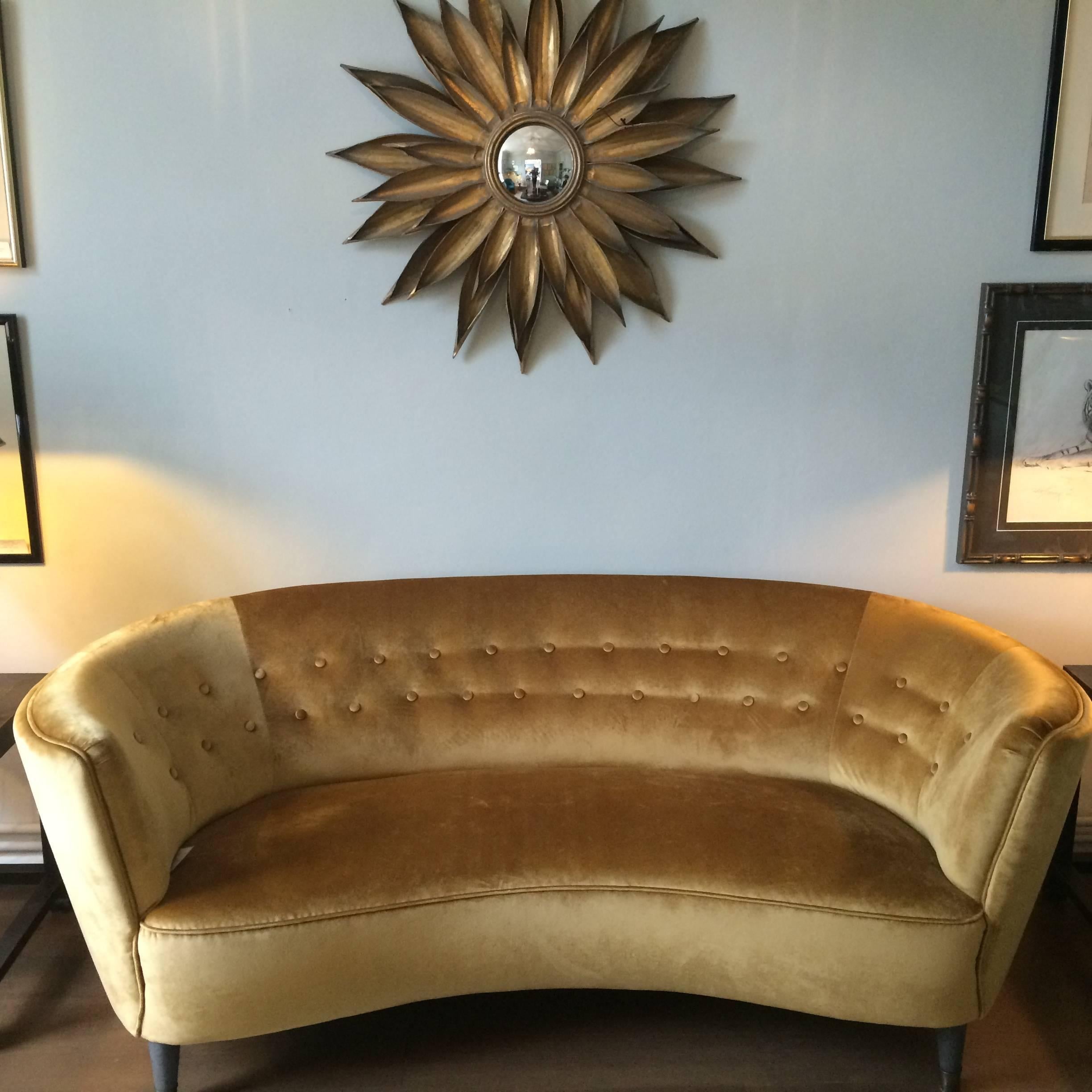Mid-Century Modern Elegant Curved Mid-Century Sofa