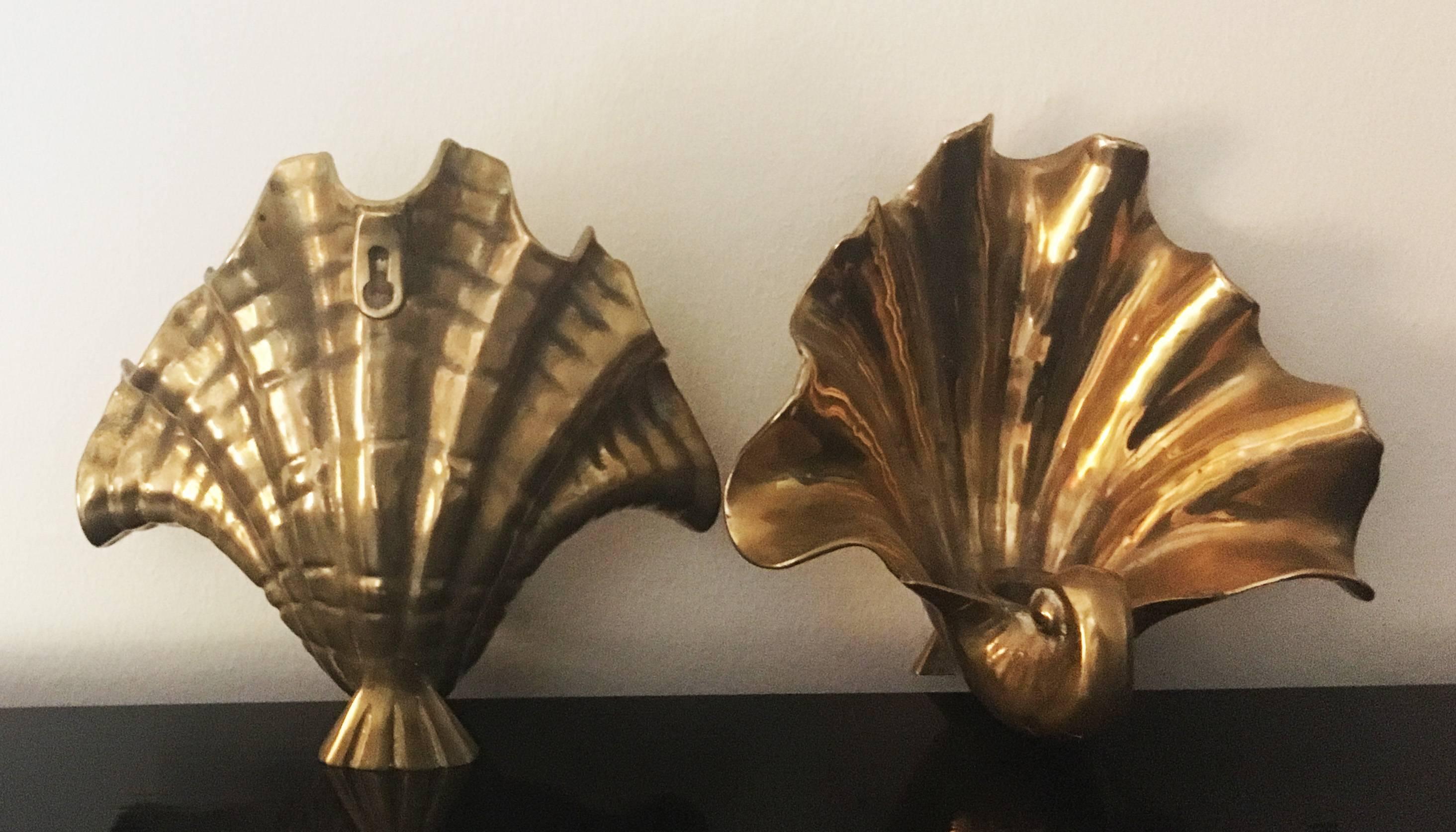 clam shell candle holder