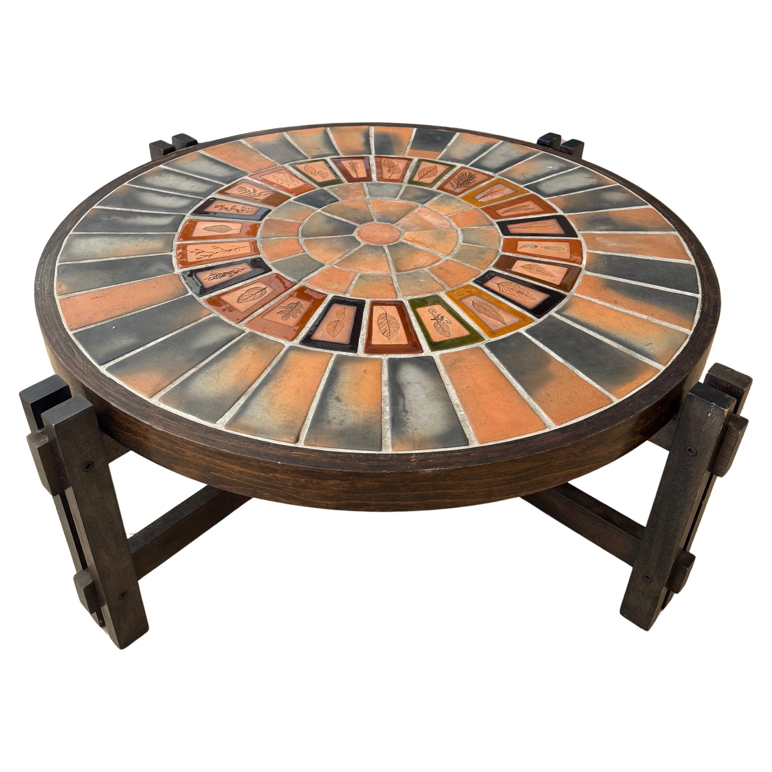 Table basse Roger Capron en vente