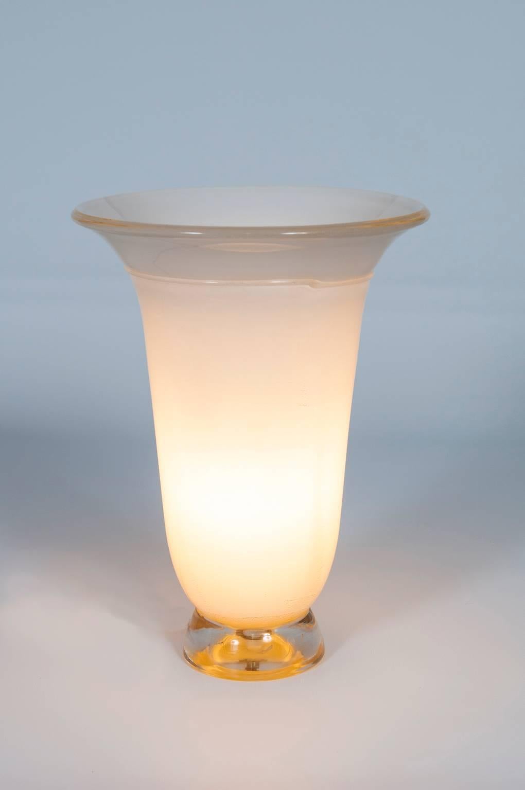 Late 20th Century Italian Venetian, Pair of Table Lamps, blown Murano Glass, White & Gold, 1980s