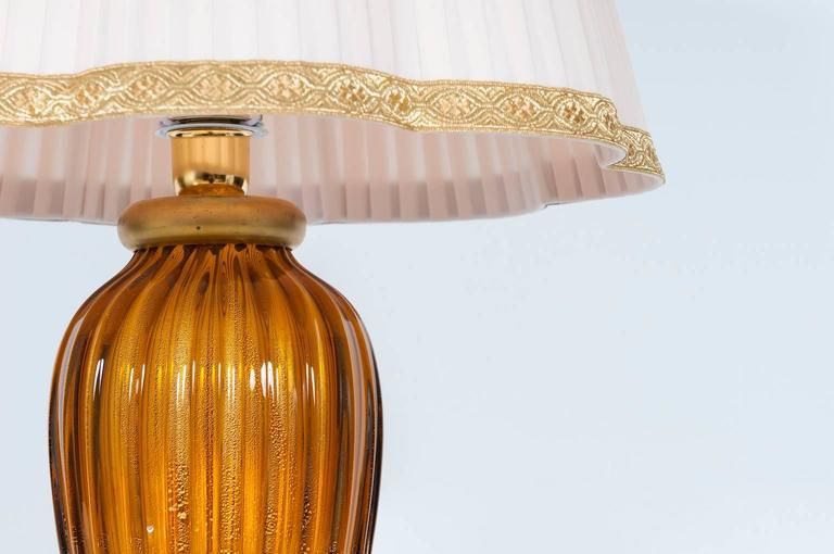Hand-Crafted Italian Venetian, Table Lamp, Blown Murano Glass, Gabbiani, Amber & Gold, 1970s For Sale