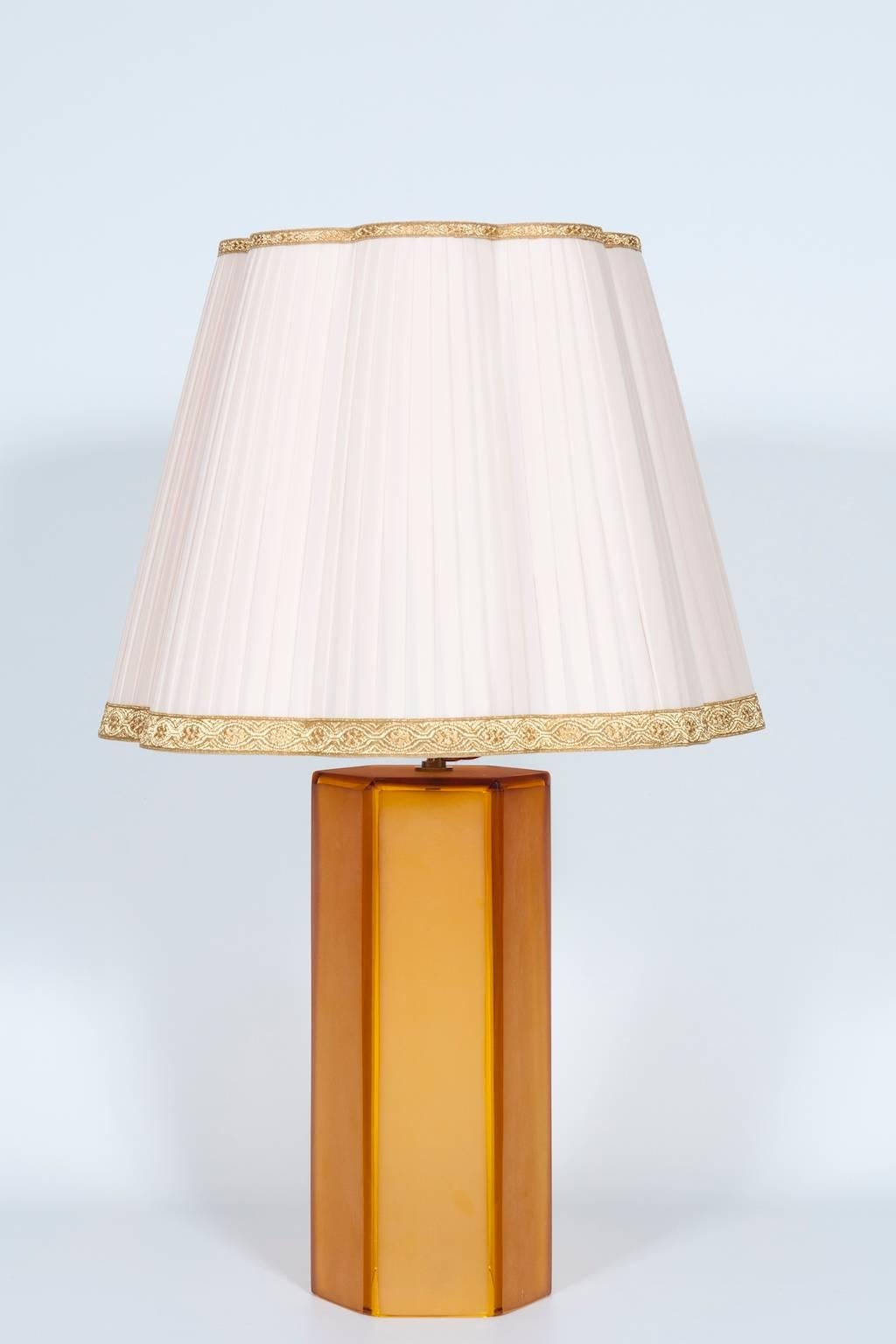 Customized - Italian Murano Hexagonal Table Lamp, circa 1980s In Excellent Condition In Villaverla, IT