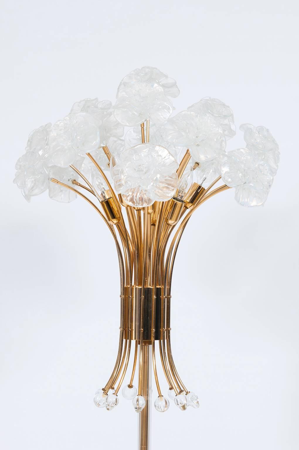 Italian Murano Glass Floor Lamp, Attributed to Fendi, circa 1980s 2