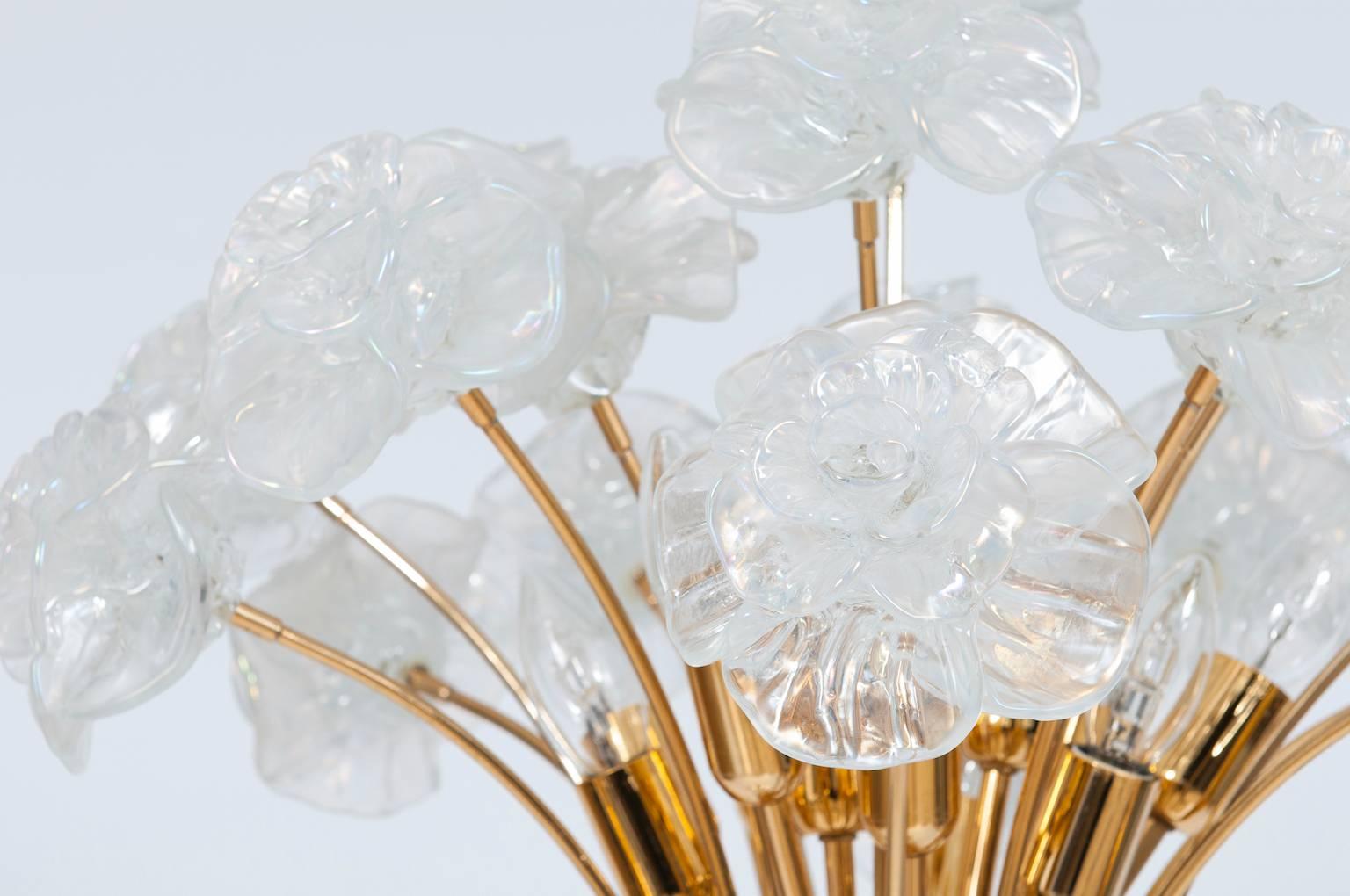 Italian Murano Glass Floor Lamp, Attributed to Fendi, circa 1980s 4