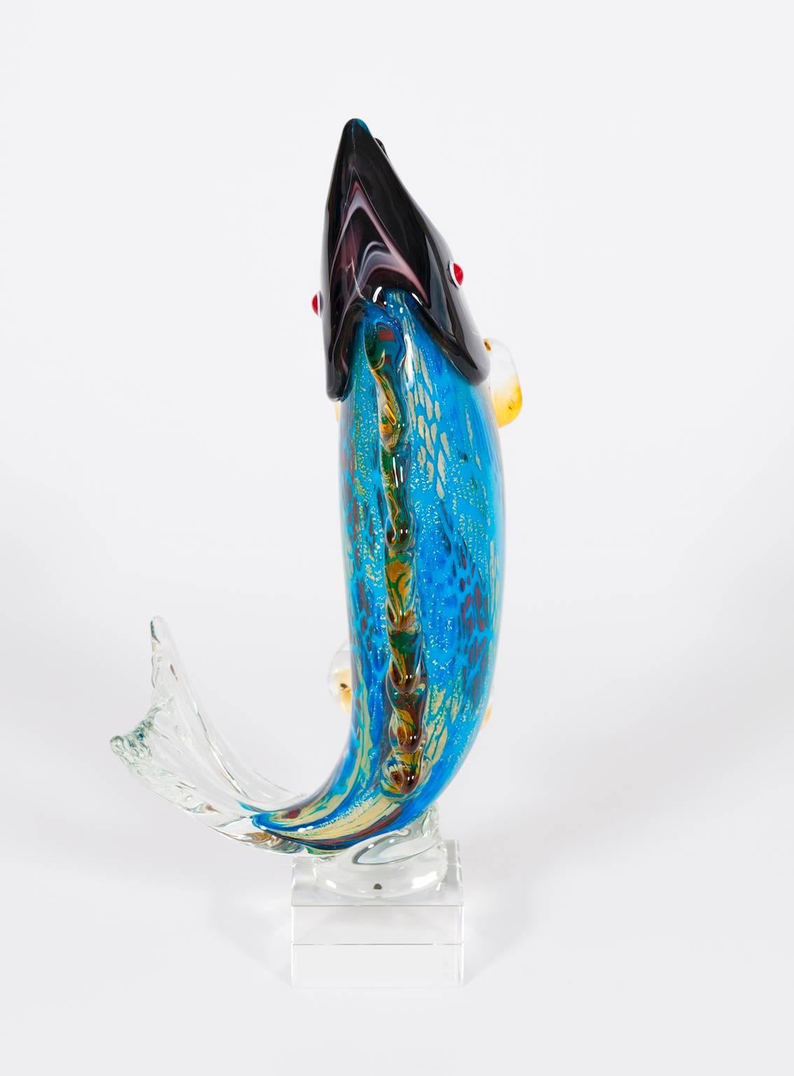 Hand-Crafted Italian Murano Glass Fish Sculpture Signed Toso, circa 1970s