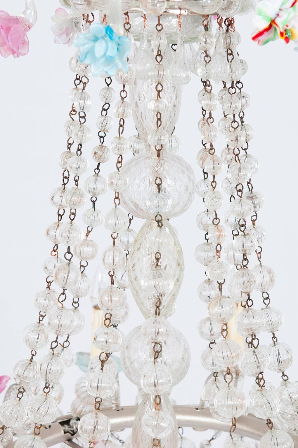 Milieu du XXe siècle Lustre italien en verre de Murano « sphères de cascade », vers les années 1960 en vente