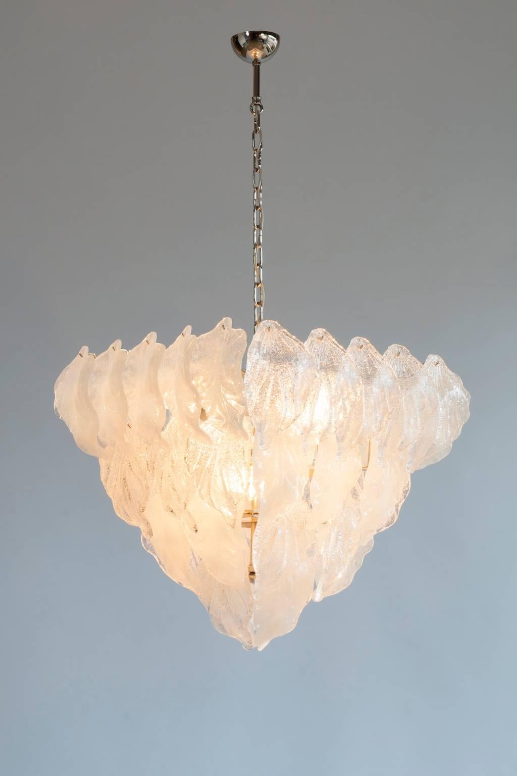 Transparent leaf details in Murano glass grace this 1970 Italian Flush Mount For Sale 2