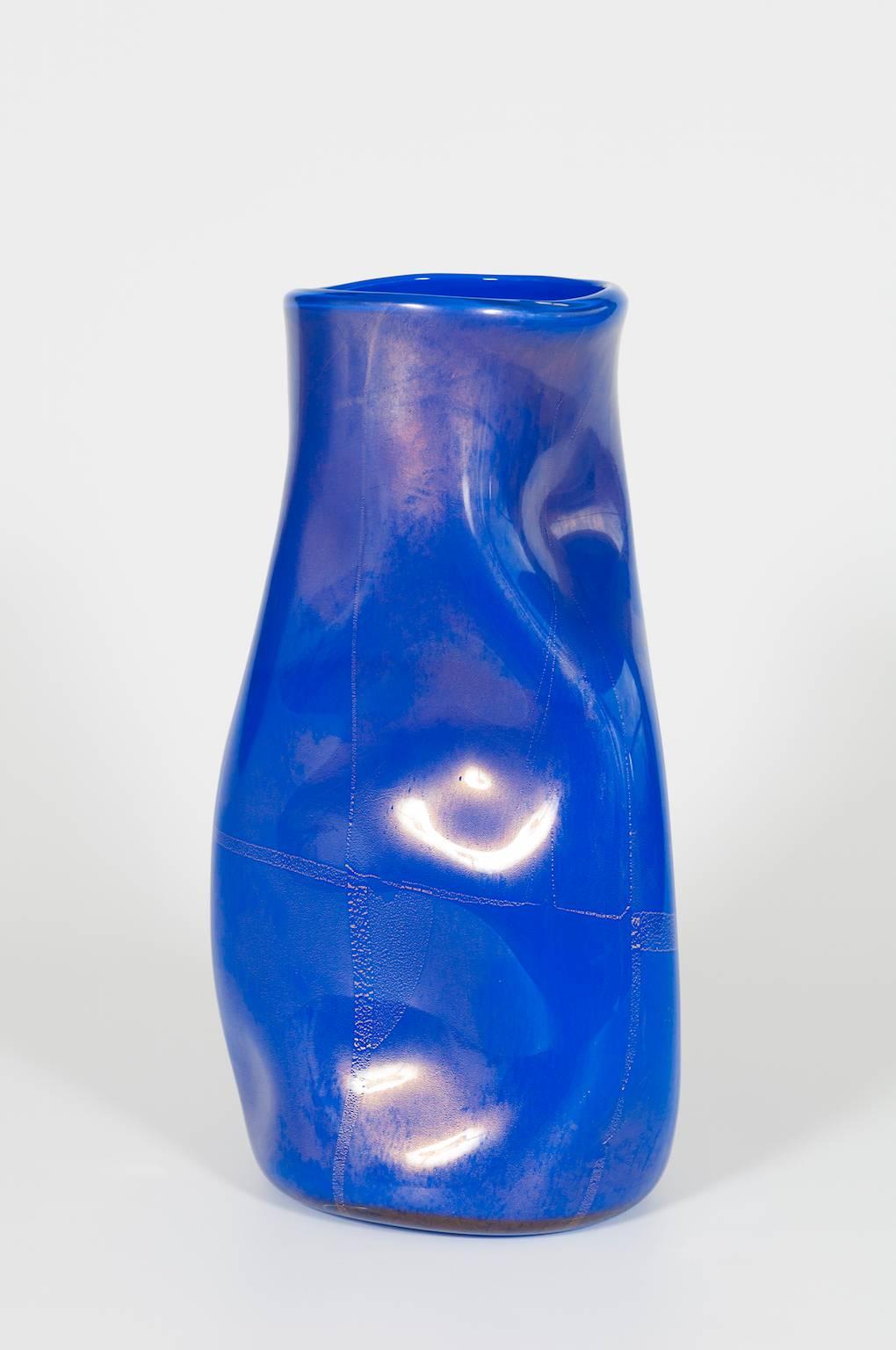 Gorgeous contemporary Italian Vase in Murano Glass 