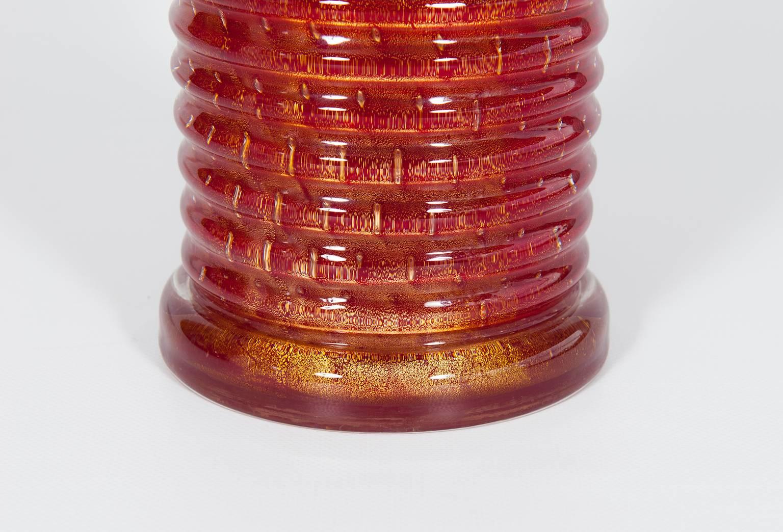 Mid-Century Modern Italian Venetian Murano Glass Vase Attributed to Barovier & Toso circa 1970s For Sale