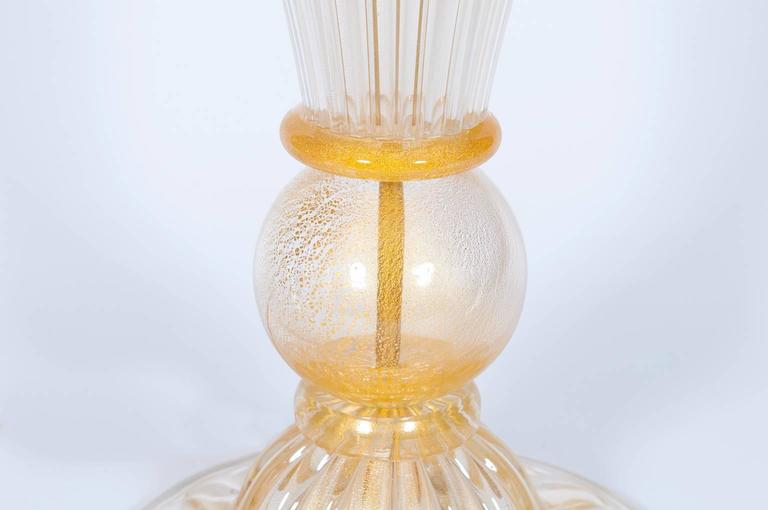 Italian Venetian Murano Glass Table Lamp Attributed to Seguso, 1970s In Excellent Condition For Sale In Villaverla, IT