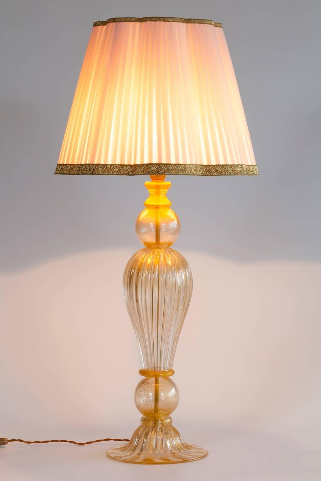 Italian Venetian Murano Glass Table Lamp Attributed to Seguso, 1970s For Sale 2
