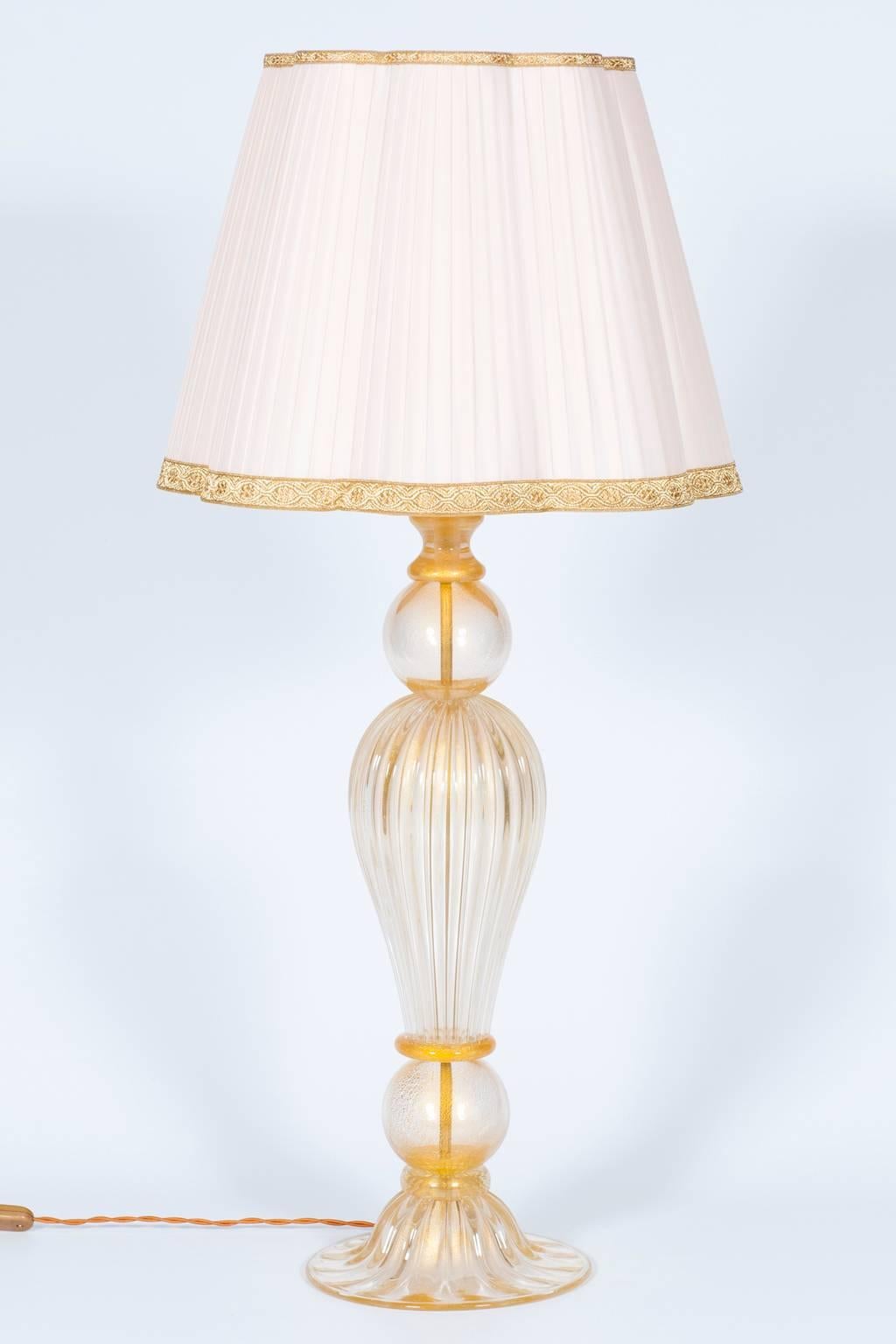 Art Deco Italian Venetian Murano Glass Table Lamp Attributed to Seguso, 1970s For Sale