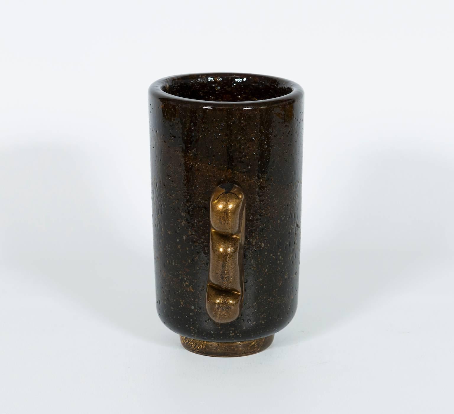Italian Vase Pulegoso in dark color with gold finishes handcrafted 1980s For Sale