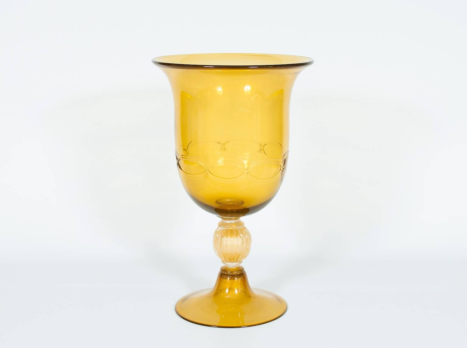 Hand-Crafted Italian Venetian Cup in Murano Glass Amber and Gold