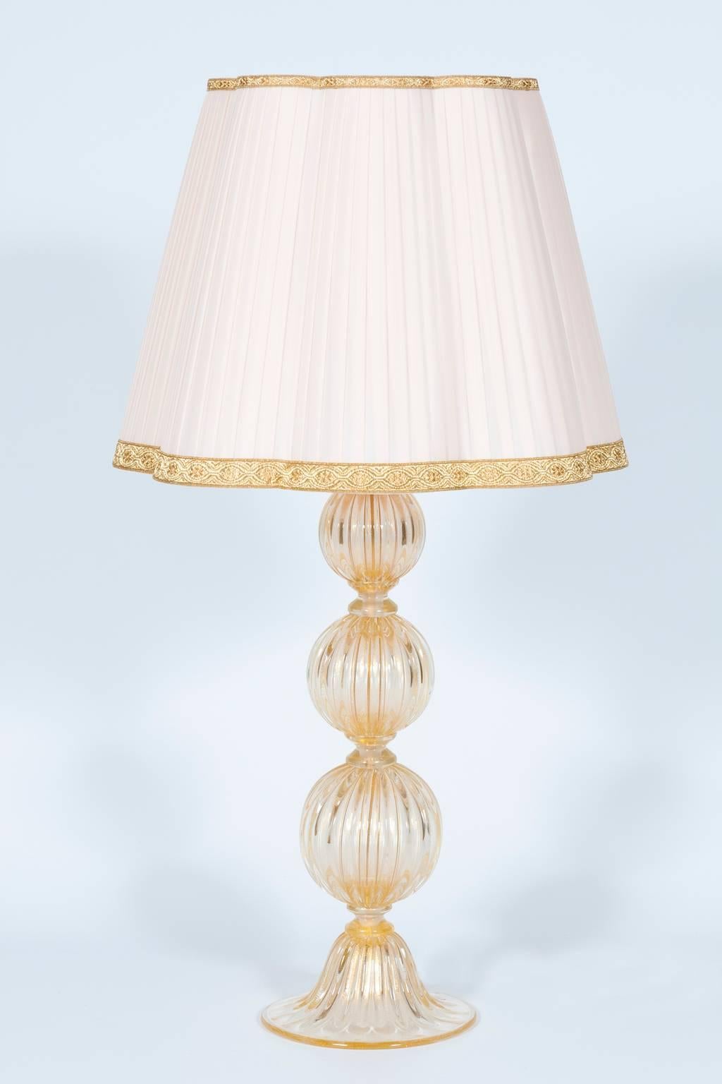 Hand-Crafted Pair of Italian Table Lamps in Murano Glass 24-Karat Gold, 1980s