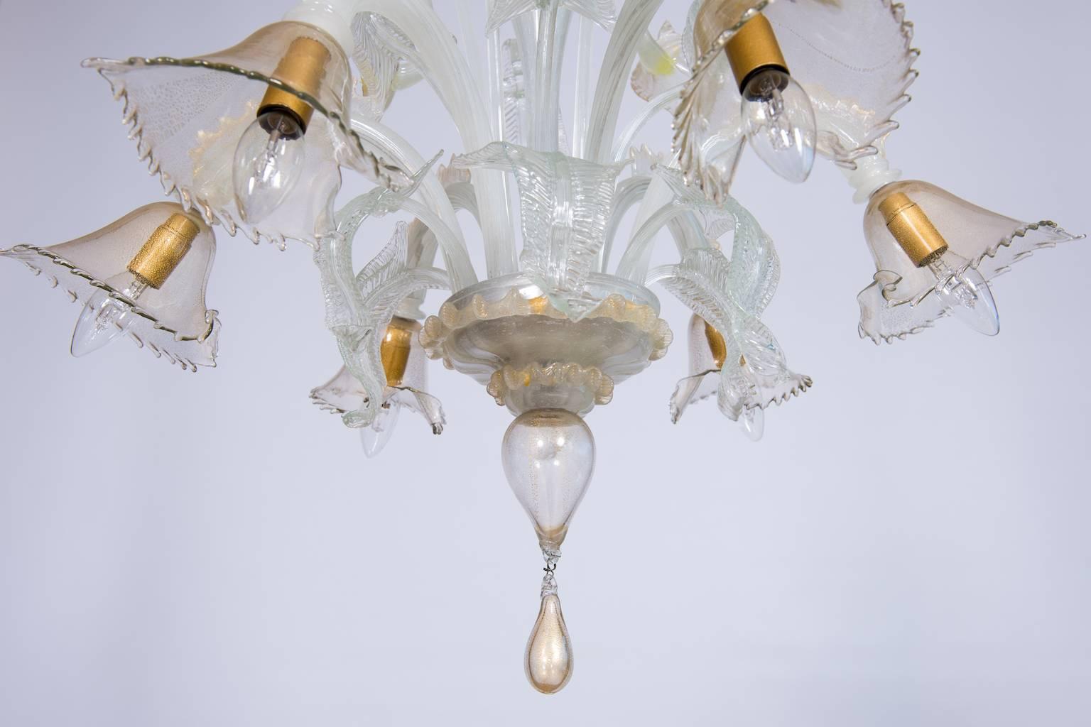 Mid-Century Modern Italian blown Murano Glass Chandelier attributed to Cenedese, 1970s