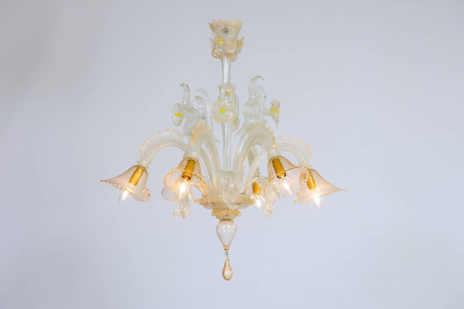 Italian blown Murano Glass Chandelier attributed to Cenedese, 1970s 3