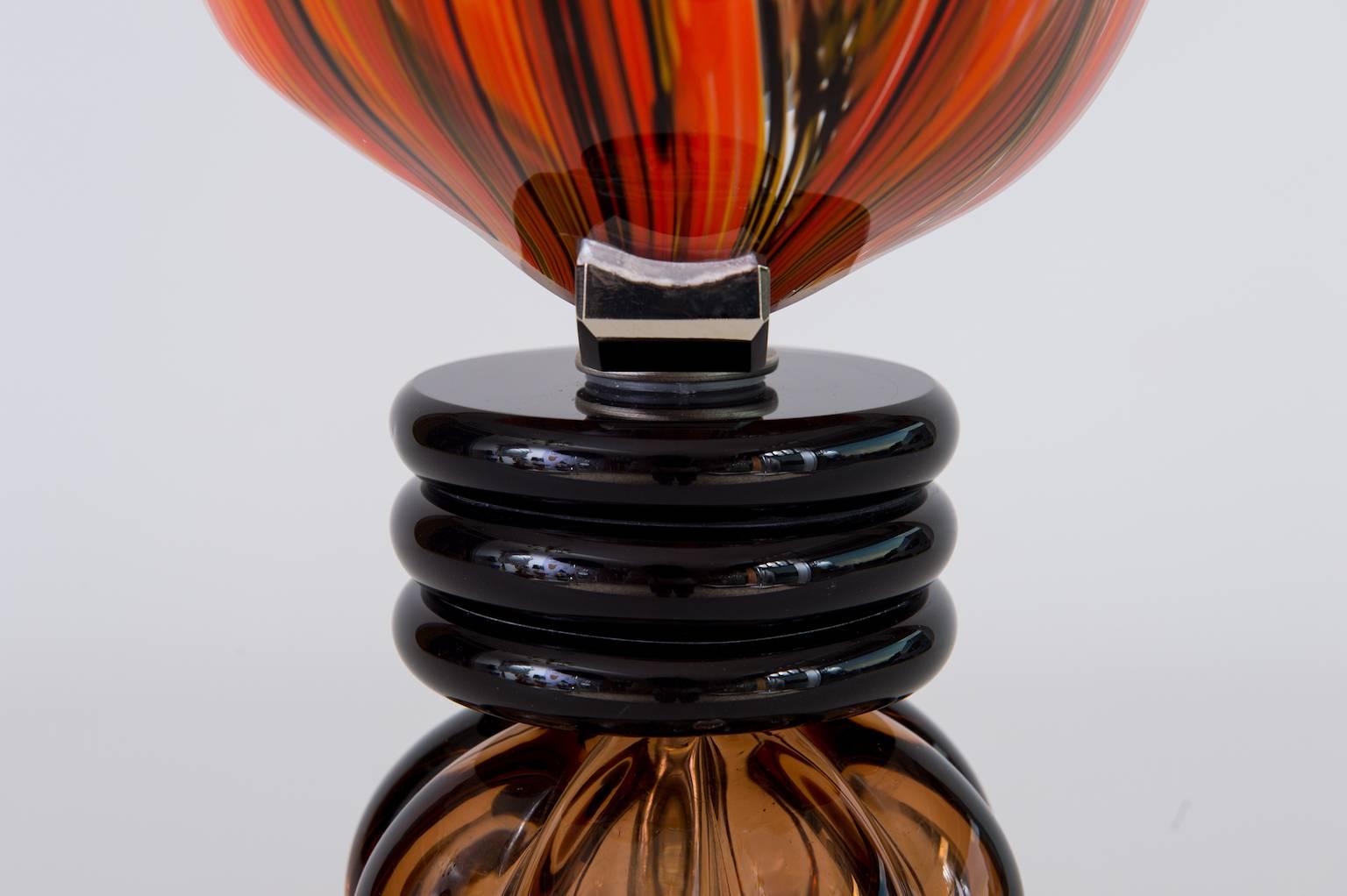 Italienisches mundgeblasenes Murano Glas, handcrafted, Tischlampe rot und multicolor  (Ende des 20. Jahrhunderts) im Angebot