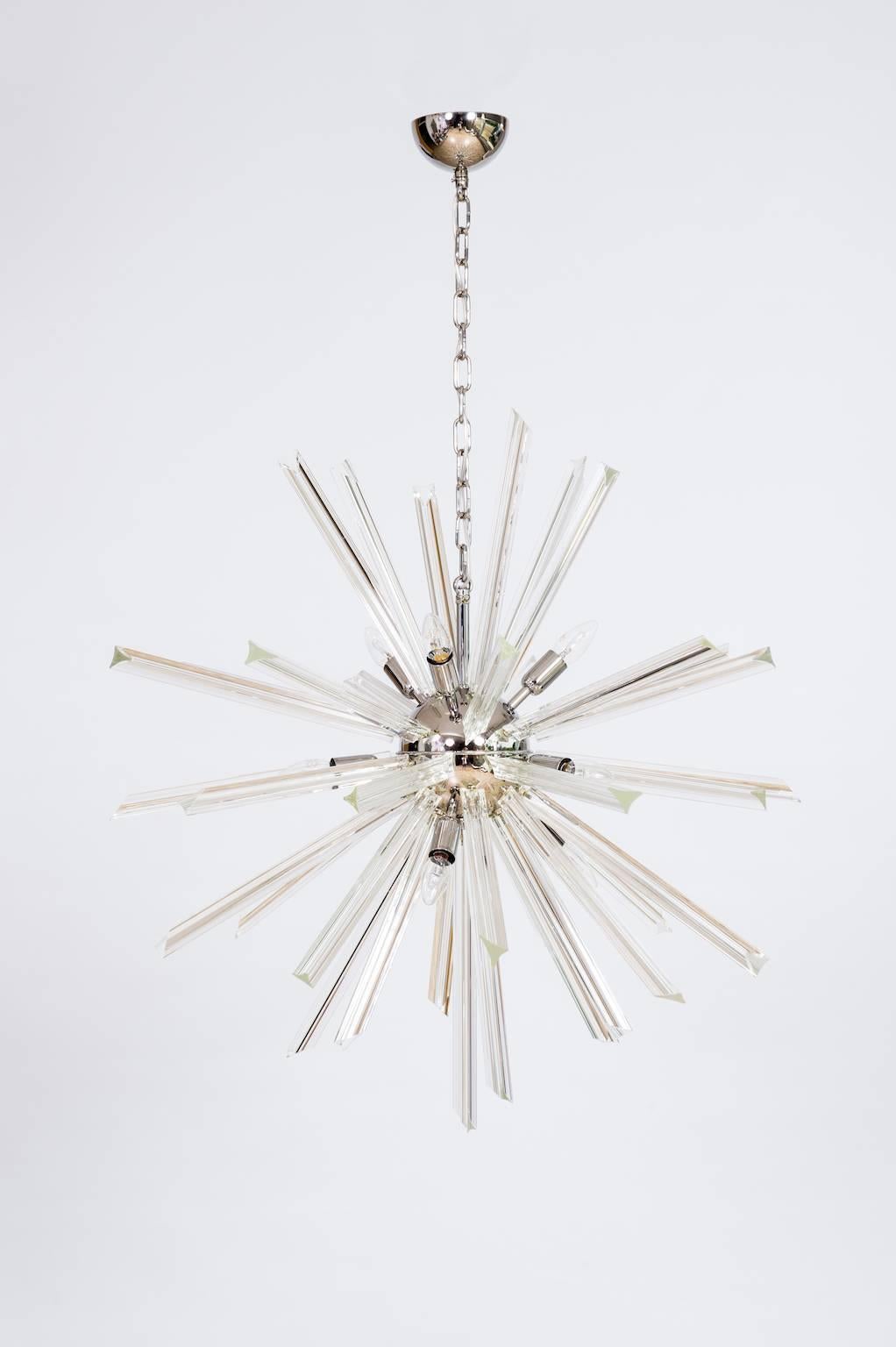 Mid-Century Modern Italian Sputnik Chandelier in Murano glass clear color attr. Venini, circa 1970s