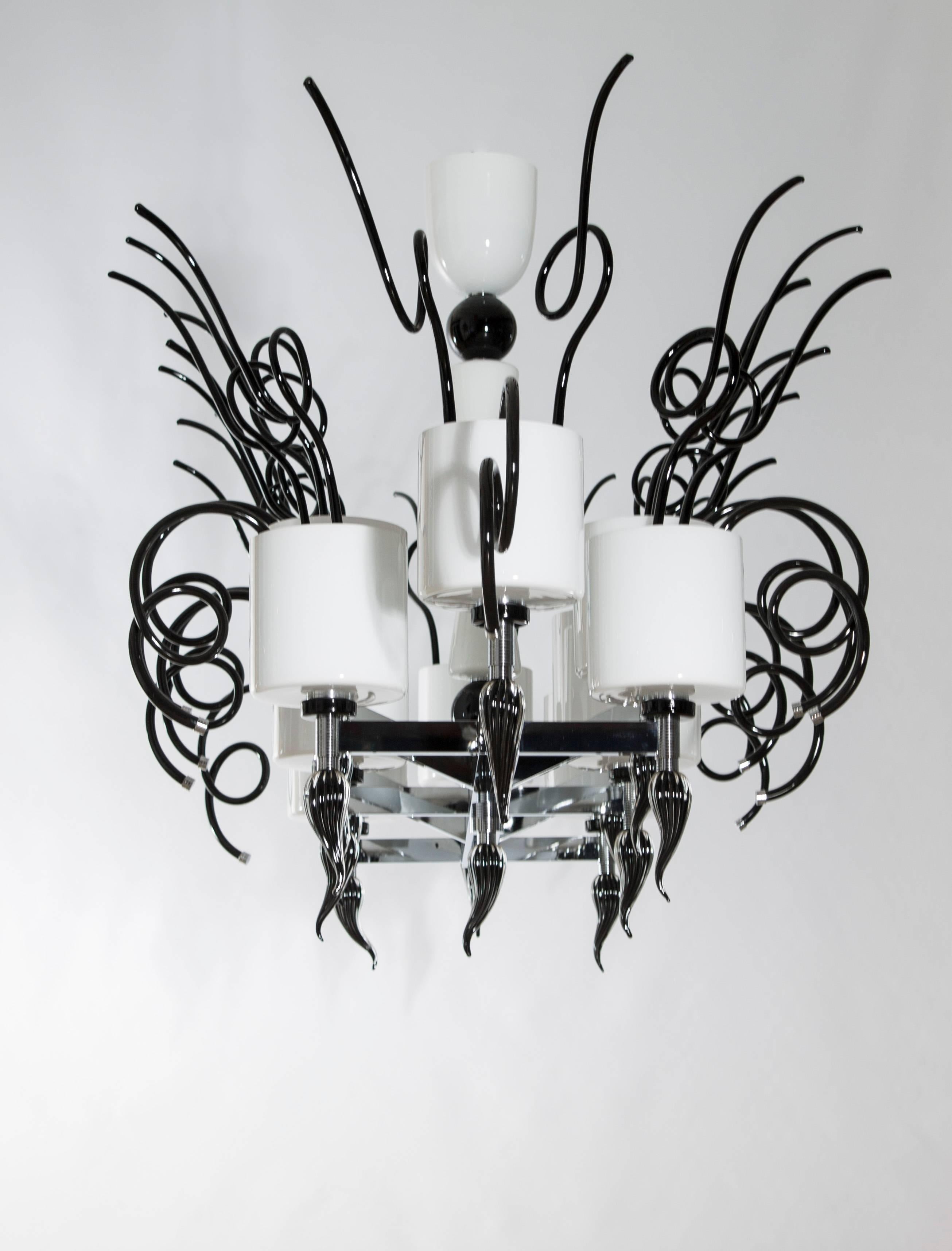 Italian Curly Chandelier black and white in blown Murano Glass contemporary Italy For Sale