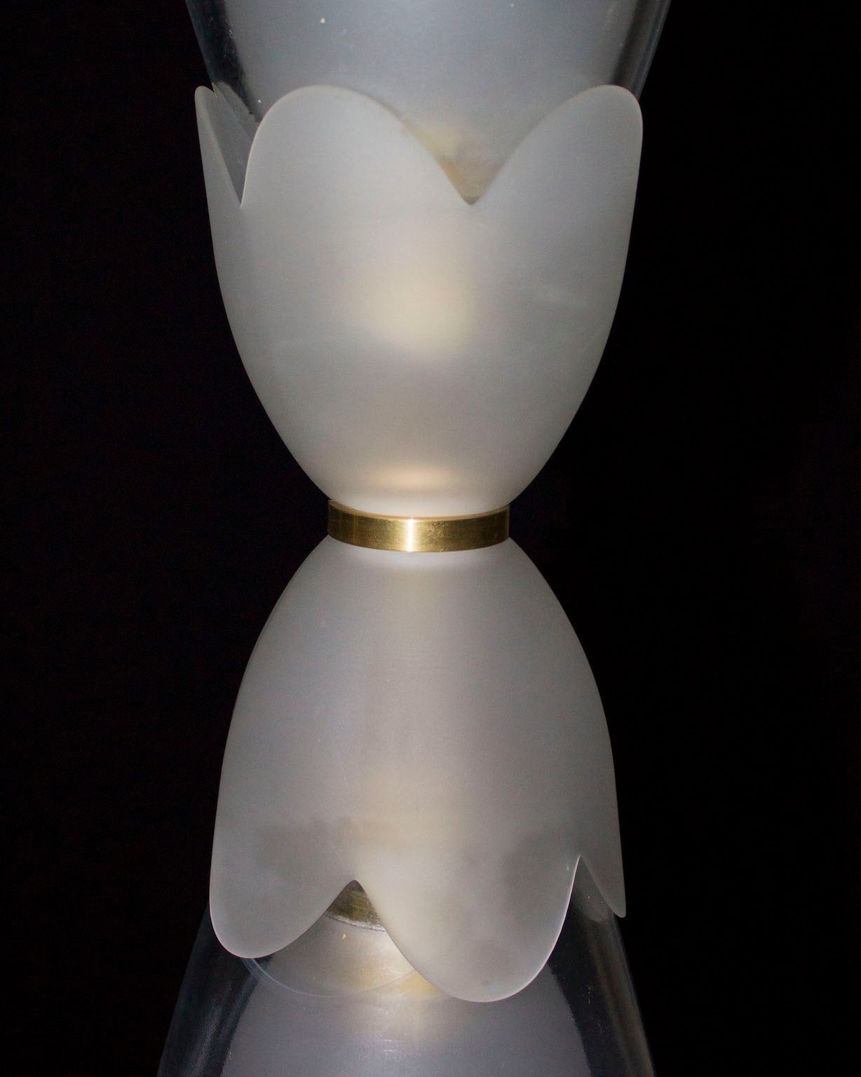Italian Venetian Pair of Table Lamps, Blown Murano Glass White Nuanced, 1980s 3