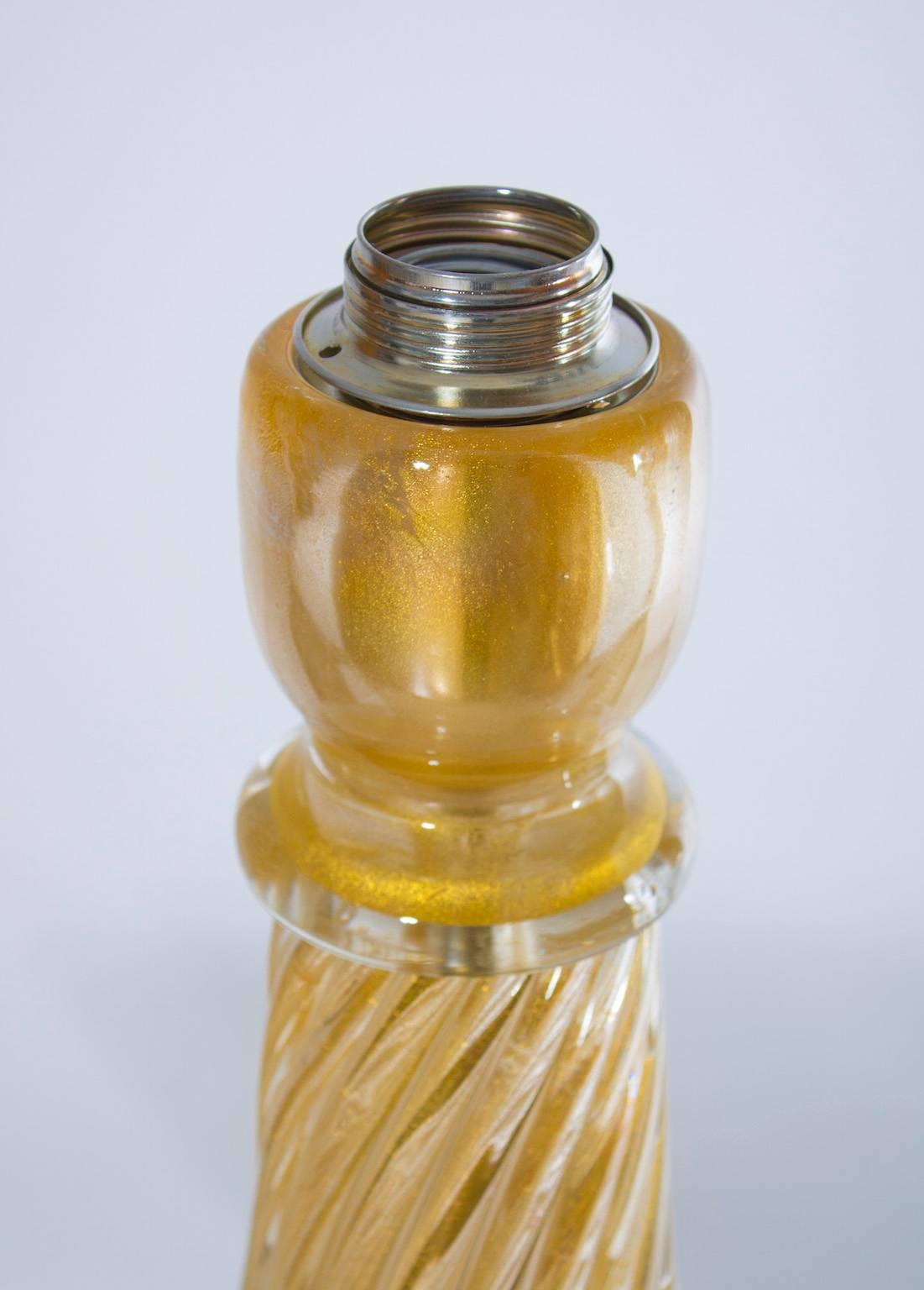 Italian Massive Pair of Table Lamps in Murano Glass, Gold 24-Karat In Excellent Condition For Sale In Villaverla, IT