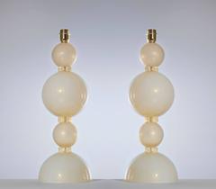 Italian Venetian Pair of Table Lamps Blown Murano Glass Ivory and Gold, 1970s