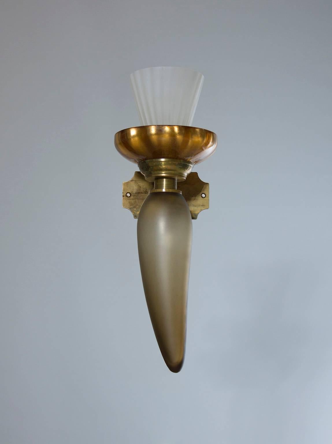 Mid-20th Century Italian Pair of Sconces in blown Murano Glass gree and gold 1950s For Sale