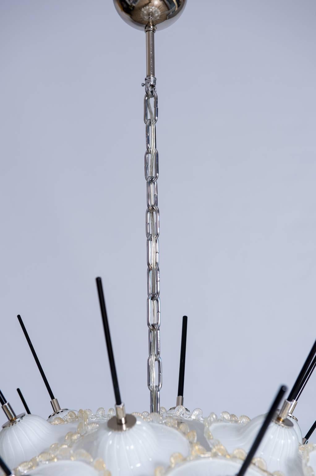 Italian Sputnik Chandelier in Murano Glass 24-Karat Gold 1