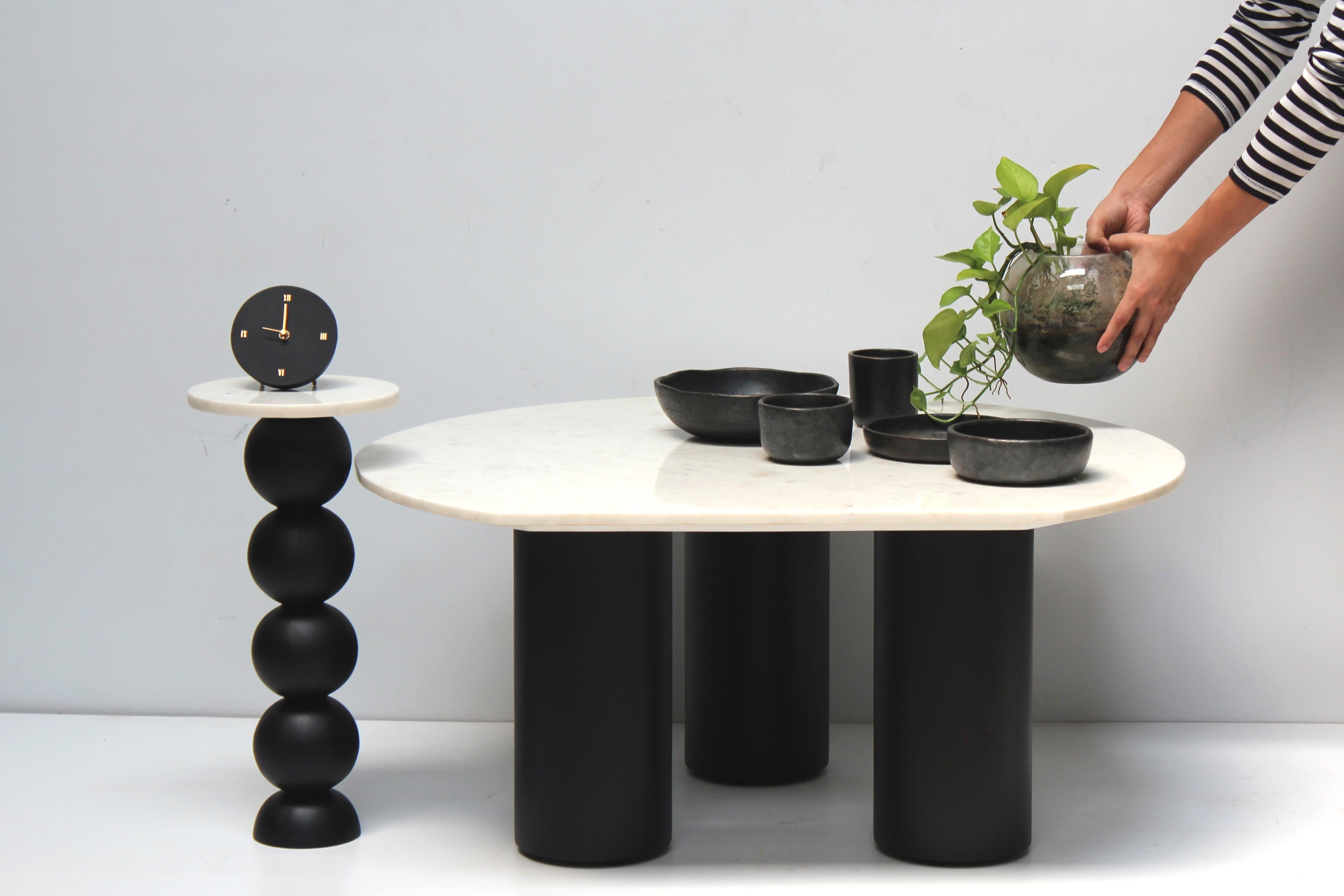 Autre Ball and Ball Table Small Black en vente
