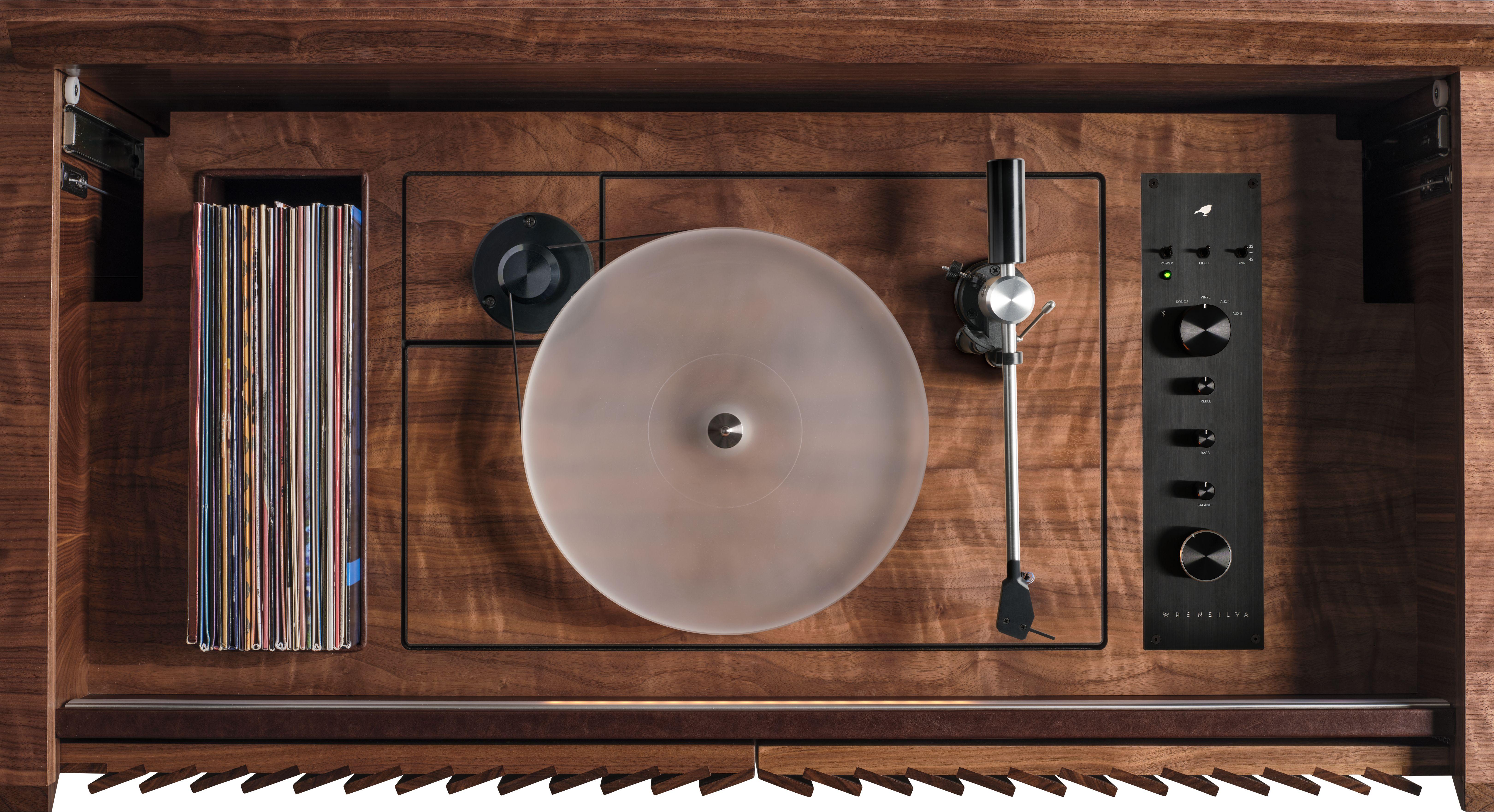 Aluminum Wrensilva M1 record player console with integrated music streaming in walnut For Sale