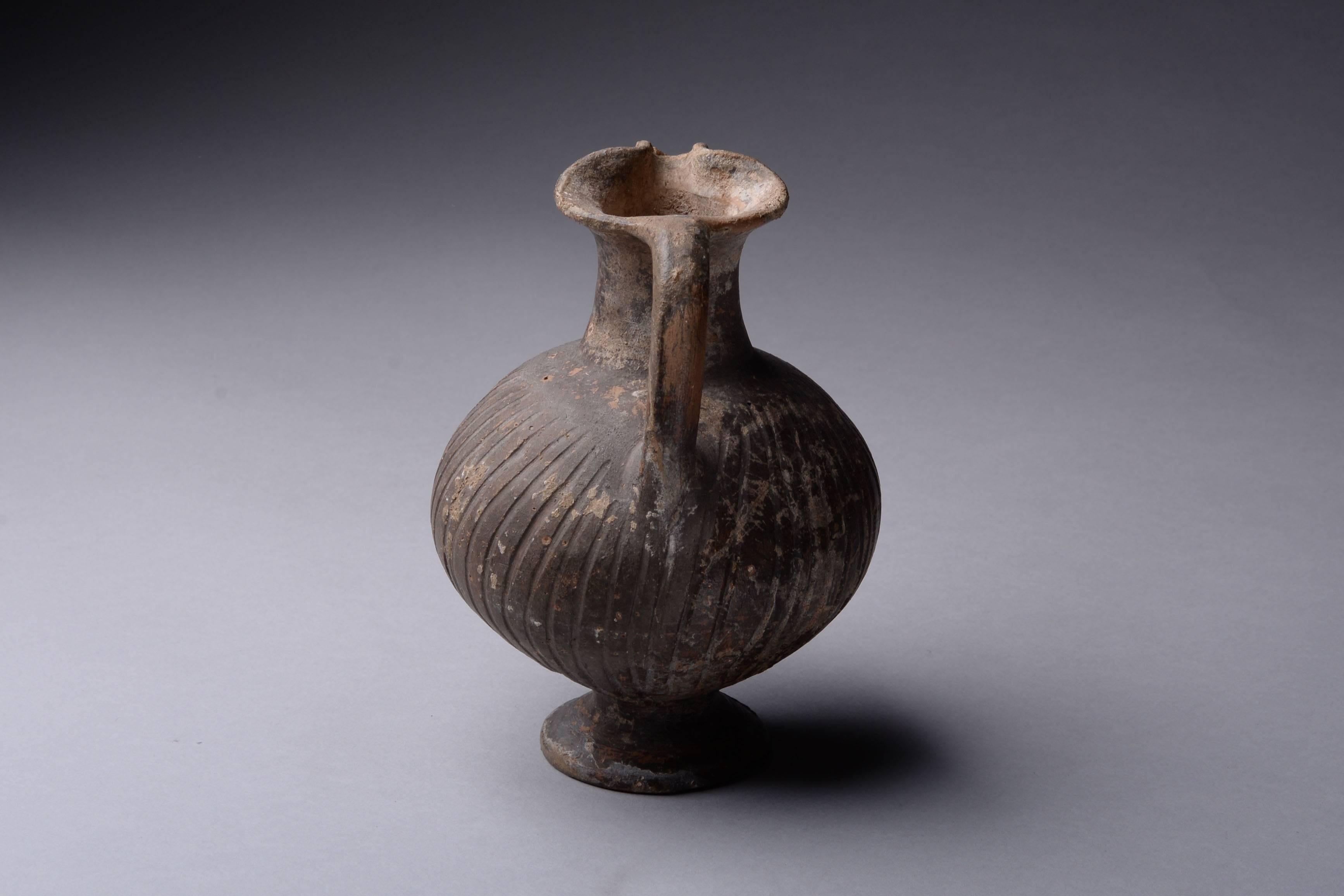 Ancient Cypriot Geometric Black Slip Ware Jug, 950 BC In Excellent Condition In London, GB