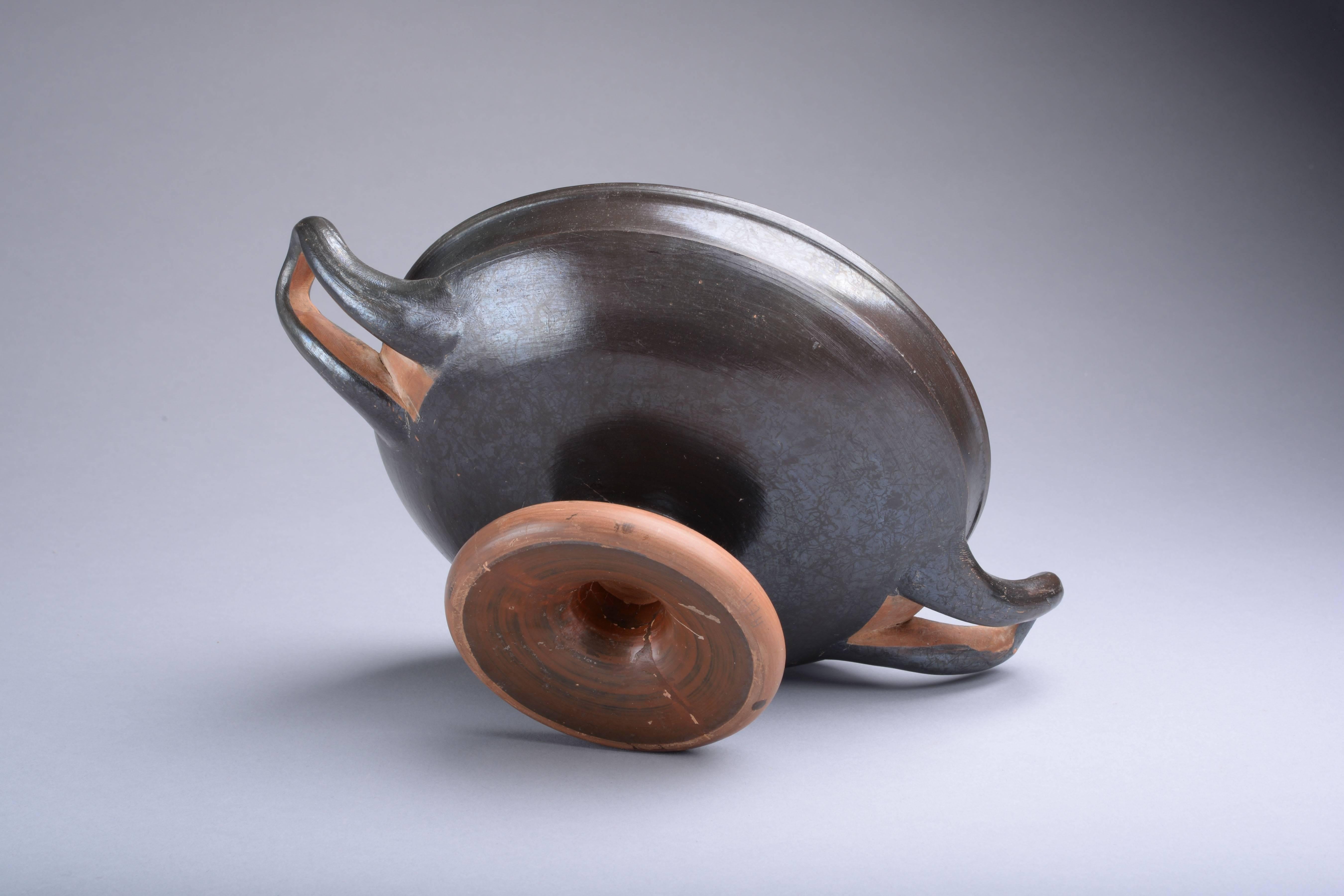 kylix pottery