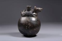 Ancient Pre Columbian Chimu Culture Pottery Llama Bottle, 1100 AD