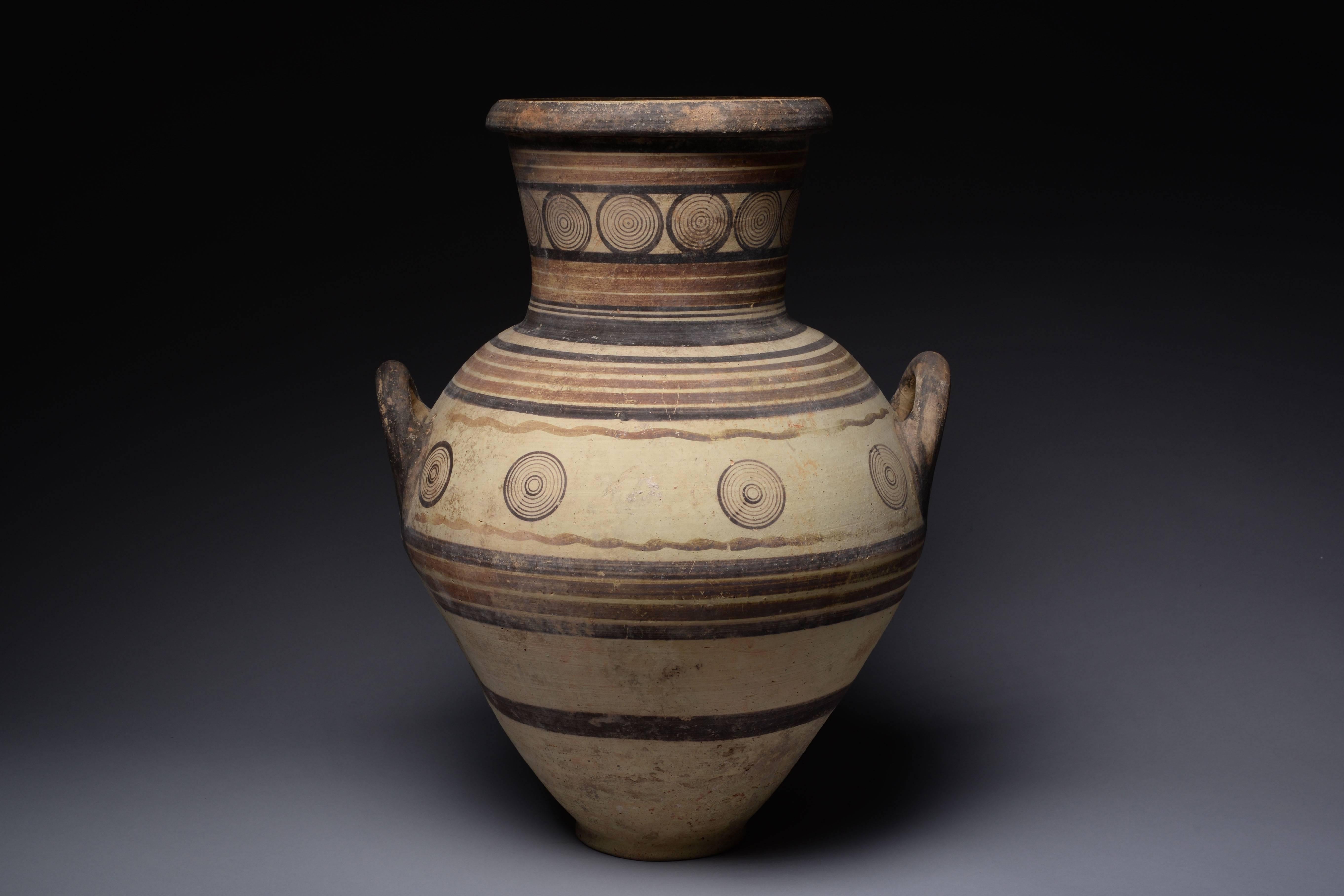 Huge Ancient Cypriot Geometric Period Amphora - 950 BC In Excellent Condition In London, GB