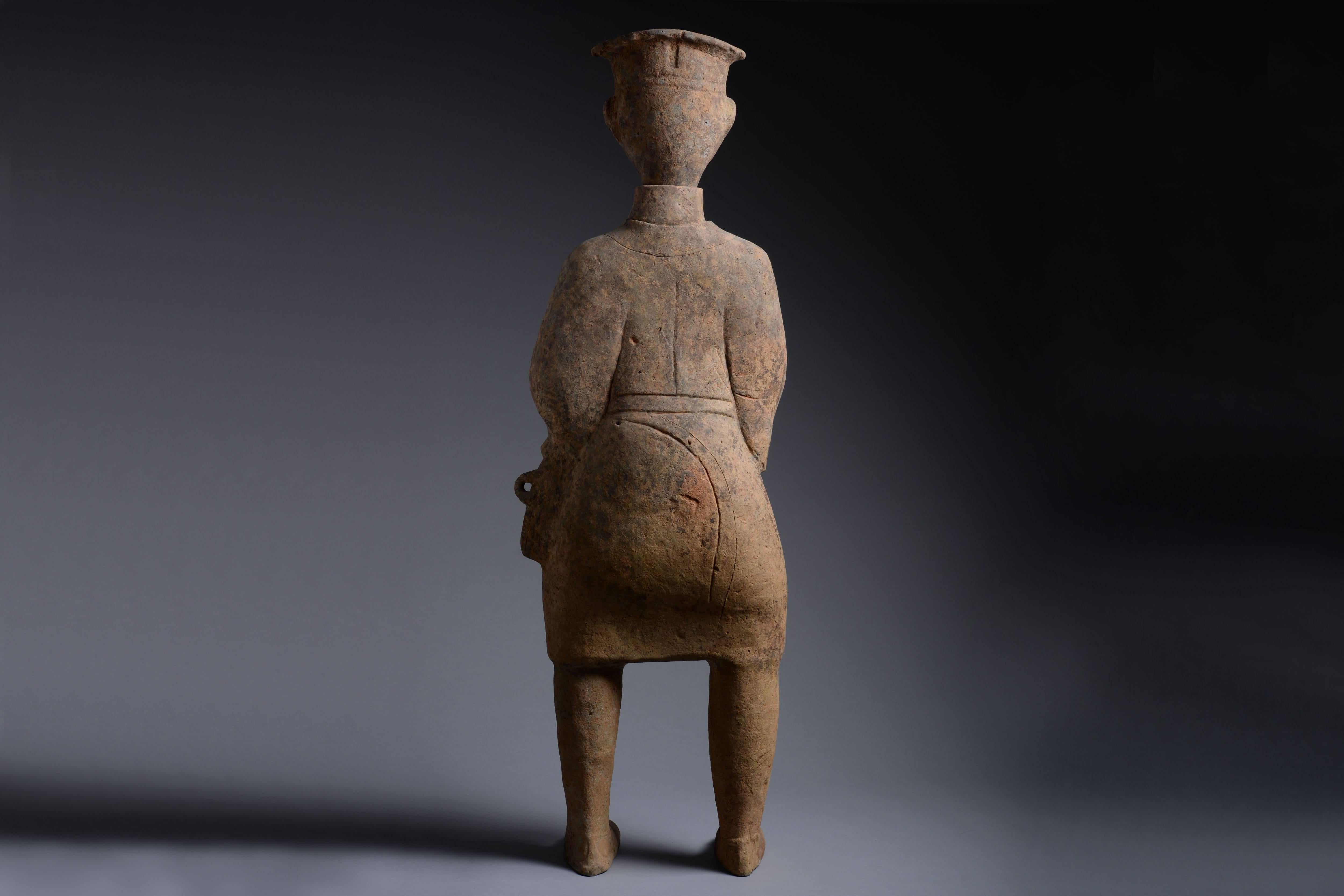 Huge Ancient Chinese Terracotta Farmer Figure, 25 AD 1