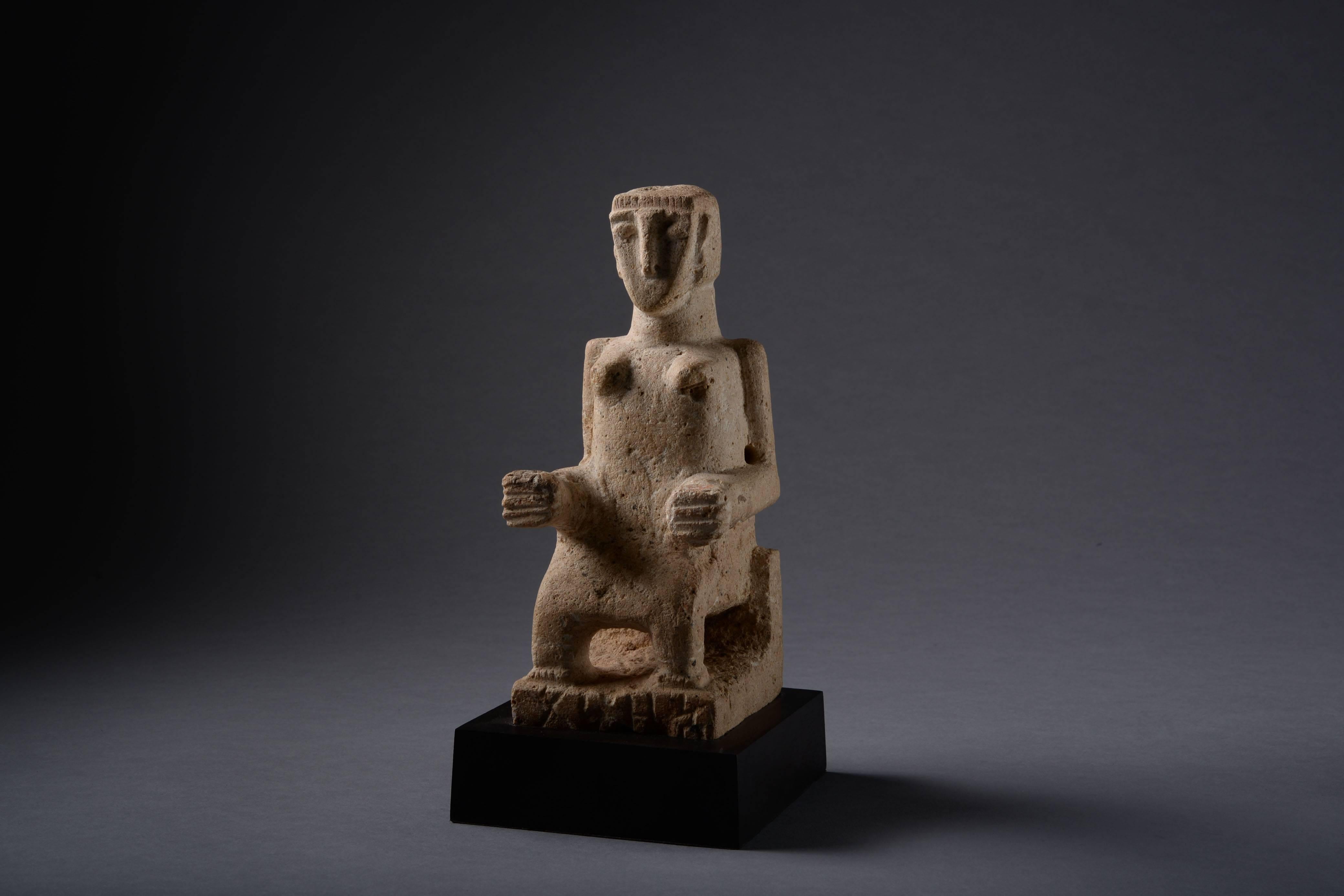 18th Century and Earlier Ancient South Arabian Limestone Abstract Female Idol