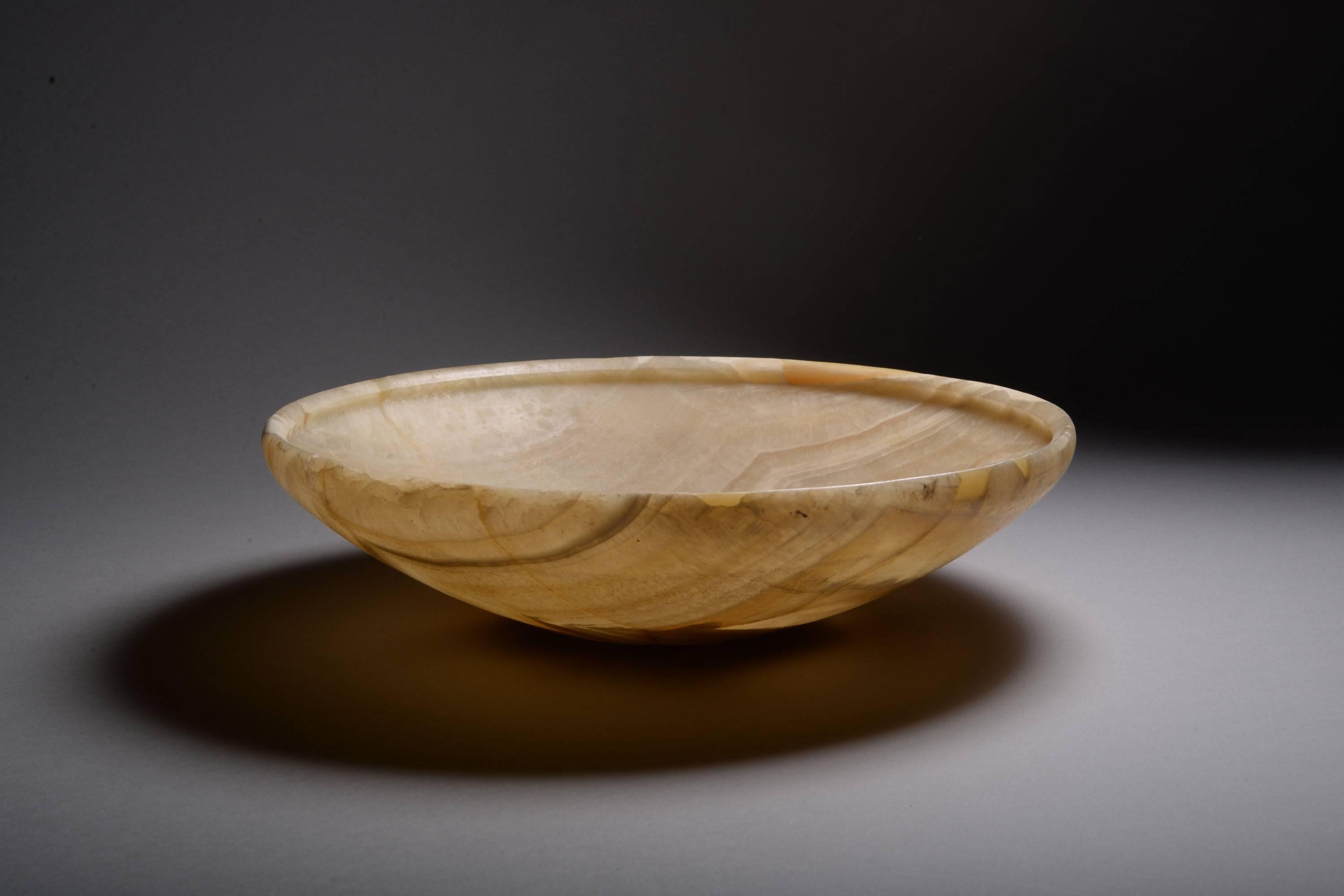 Ancient Egyptian Alabaster Dish, 3000 BC In Good Condition In London, GB