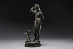 Exceptional Roman Bronze Statuette of the Goddess Venus - 50 AD