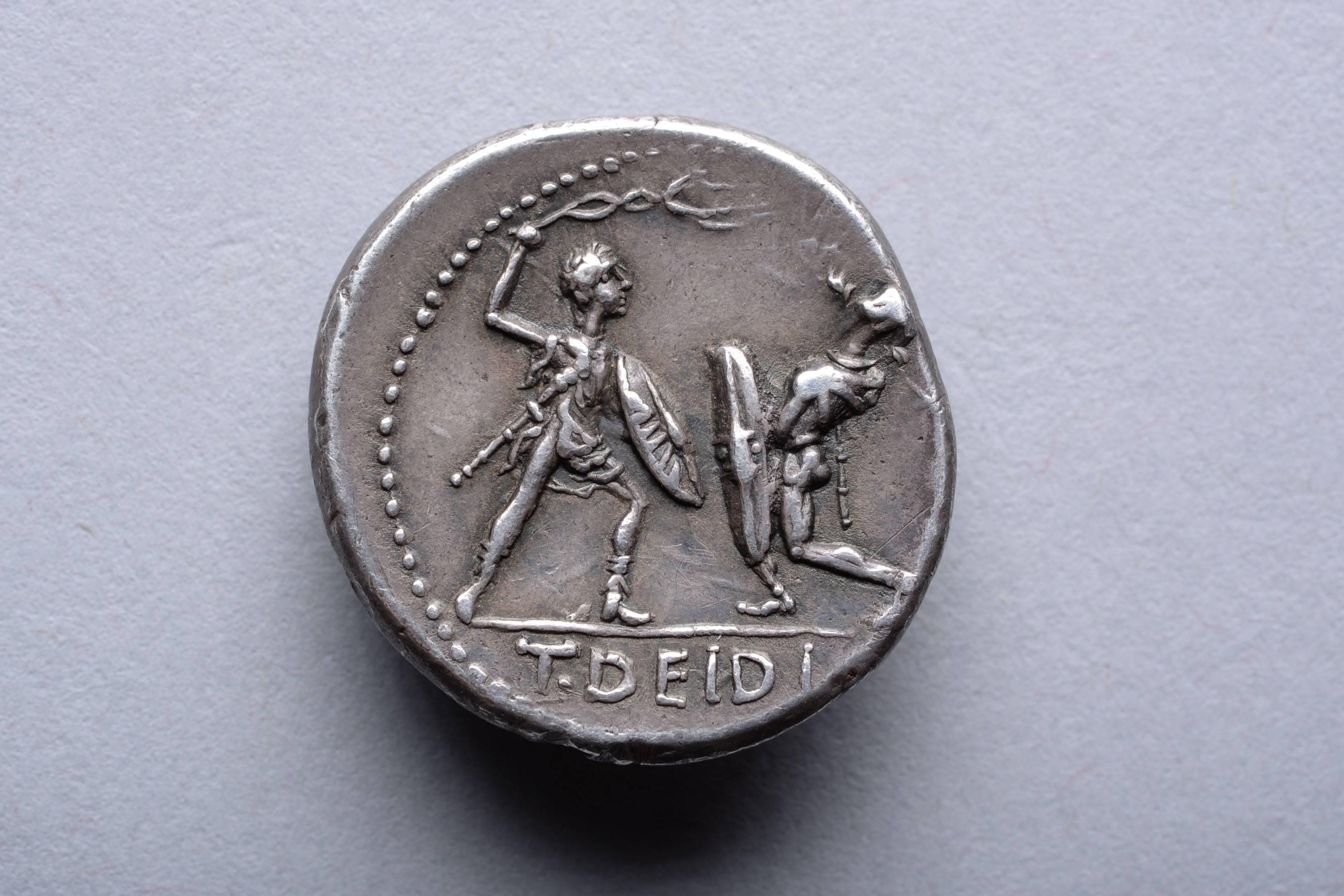 Classical Roman Ancient Roman Republican Gladiator Denarius, 113 BC